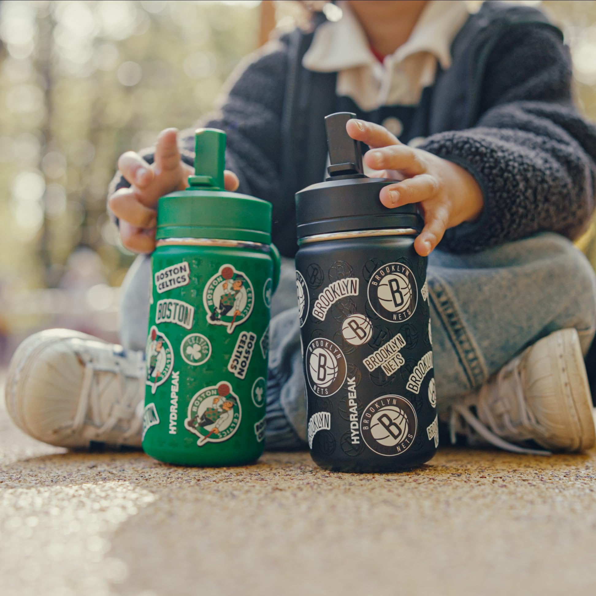 Hydrapeak NBA Minnesota Timberwolves Mini-Wasserflasche für Kinder, Edelstahl, mit Strohhalm-Deckel und flexiblem Griff, doppelwandig, isoliert, auslaufsicher, 400 ml