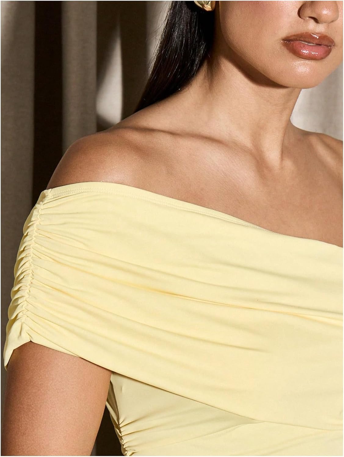 Milumia Women's Asymmetrical Crop Top Y2K Off The Shoulder Ruched Sleeveless Going Out Tops - Image 4