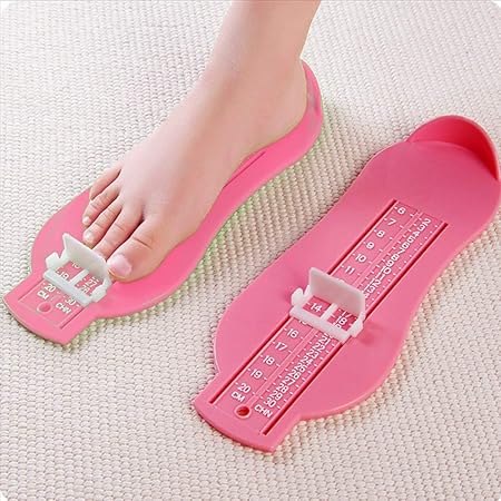 Amazon フットメジャー 子供 足のサイズ 計測 キッズ 子供 足のサイズ 測定器 6 cm 便利グッズ 足測定ツール フットサイズ 測定器 簡単 センチ 測る 計測 定規 成長 靴のサイズ こども ベビー 赤ちゃん 幼児 身長計 ベビースケール ベビー マタニティ 通販