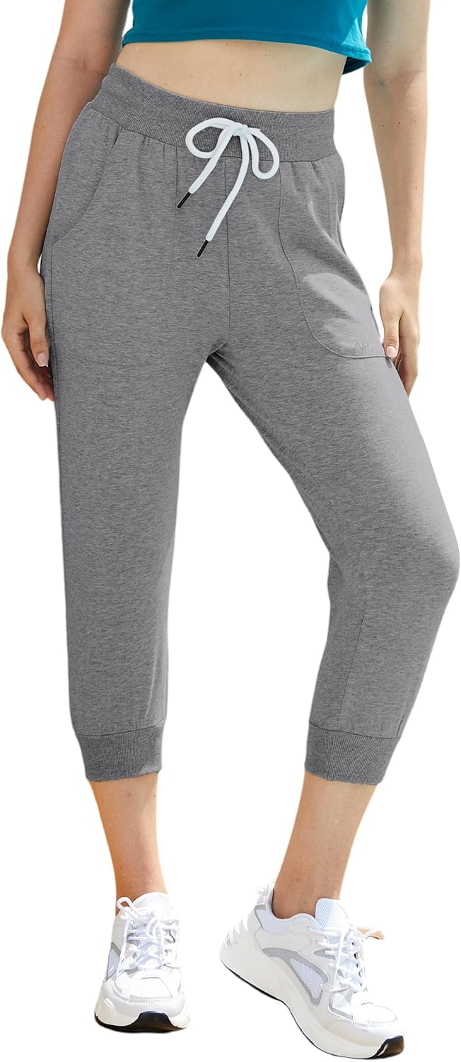 SPECIALMAGIC Women's Sweatpants Capri Pants Cropped Jogger Running Pants Lounge Loose Fit Drawstring Waist with Side Pockets