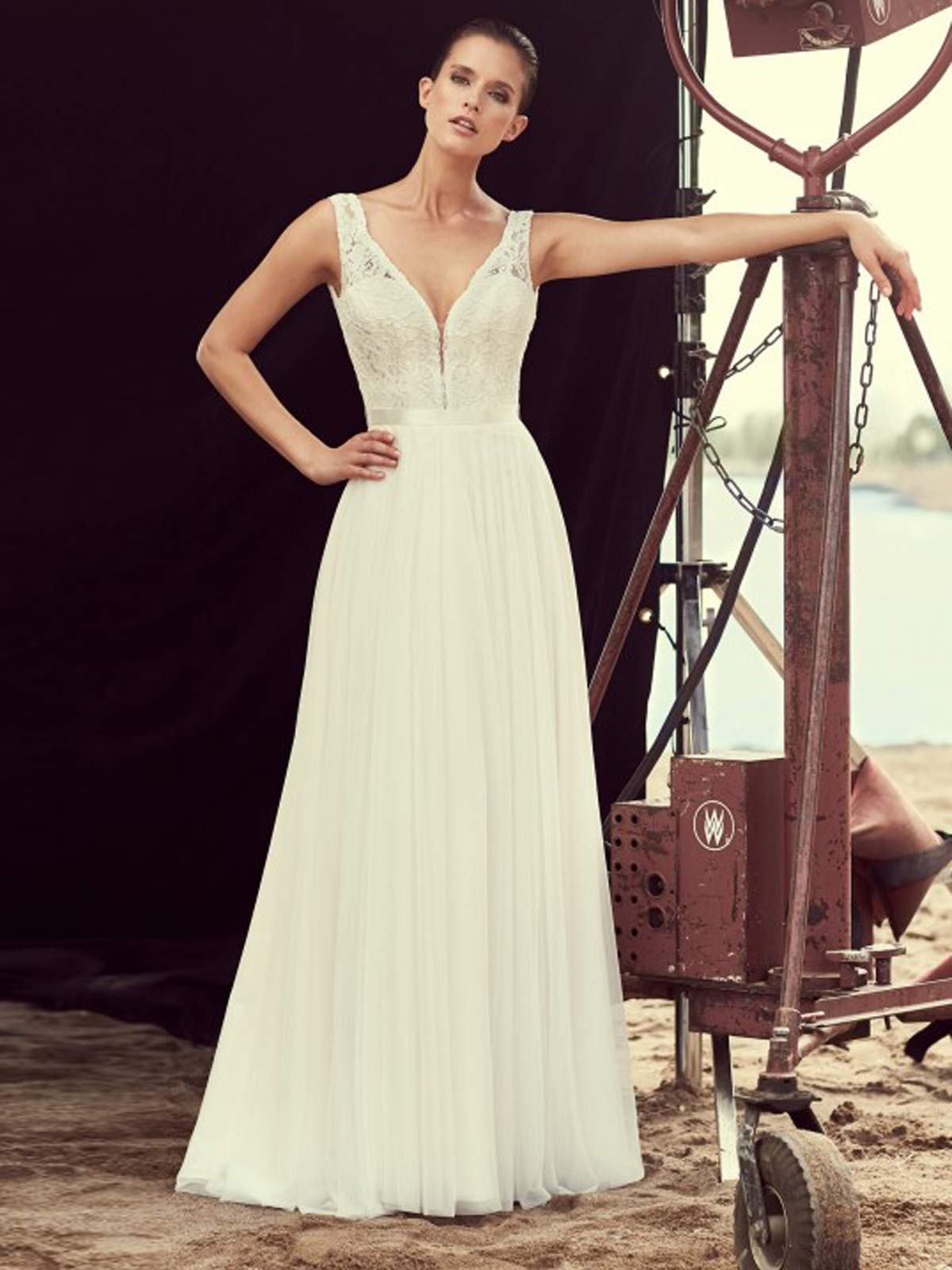Vestido de Novia Bohemia V Cuello Sexy Encaje Largo Chifón Línea a Vestido de Novia Asuntos Civiles, Blanco, 44
