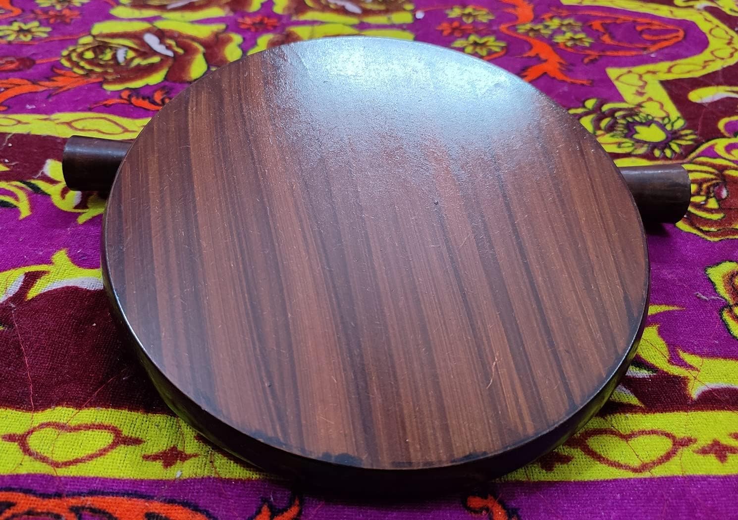 Atharv round wooden Chapati Chakla with Rolling Pin| Roti/Chapati Maker| Antique design Chouki Belan for Roti Best gift item others as kitchen tool| Set of 1, Brown, ASZ108, L8xW8xH1
