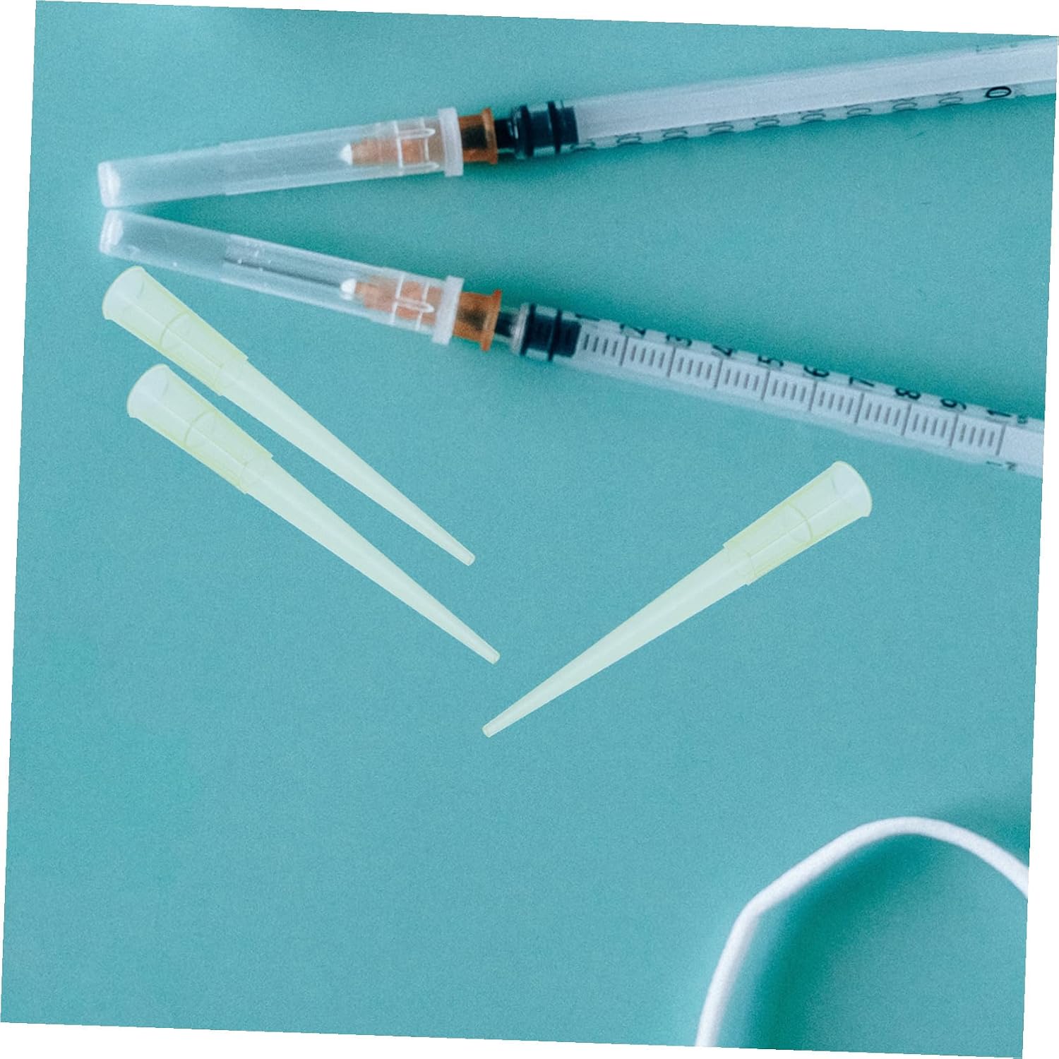 1000pcs Disposable Pipettor Tips Μl Yellow Liquid Pipette Tips for Laboratory Use Low Retention Fit Single-Channel Pipettor