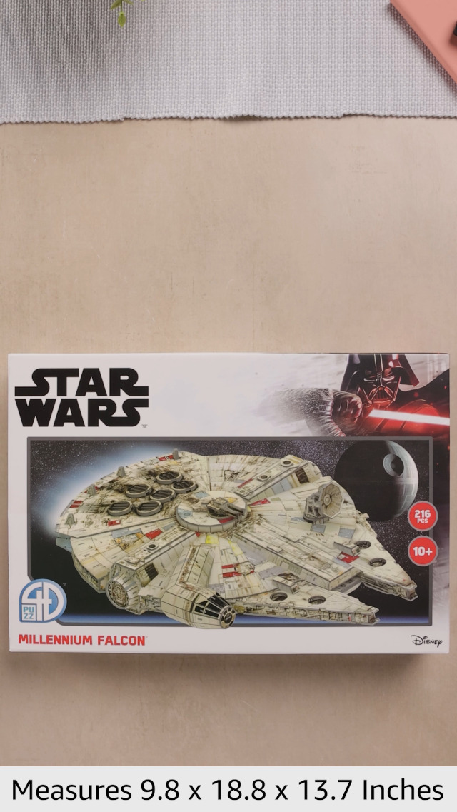 puzz3d  スターウォーズ　　　　　　　　　　　　　　　ミレニアムファルコン Amazon.com: University Games Star Wars Millennium Falcon 3D
