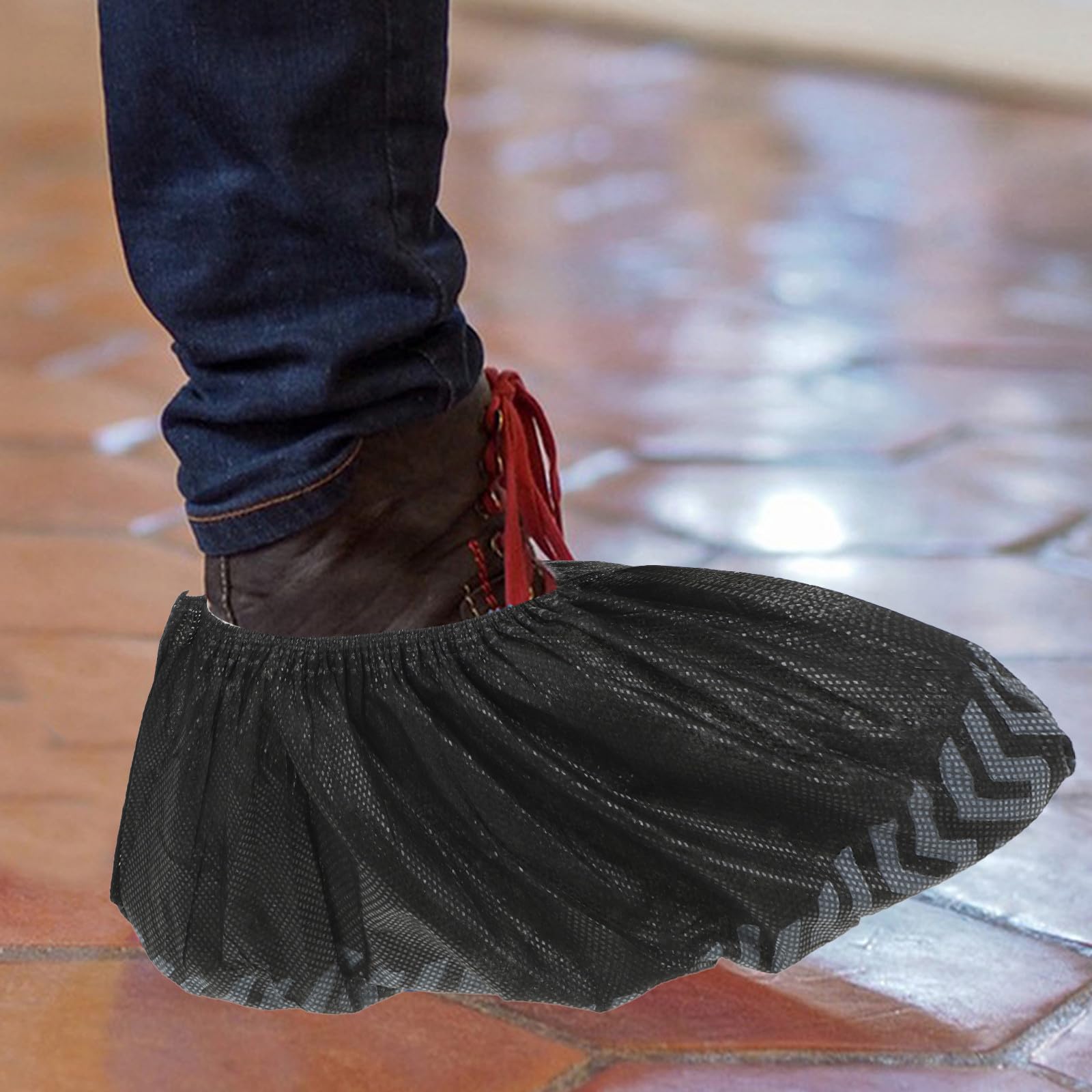VALICLUD Fundas para Zapatos Desechables Negras, Antideslizantes y Transpirables, sin Tejer, Gruesas de 530 G, 100 Piezas para Uso Doméstico, Oficina y Viaje
