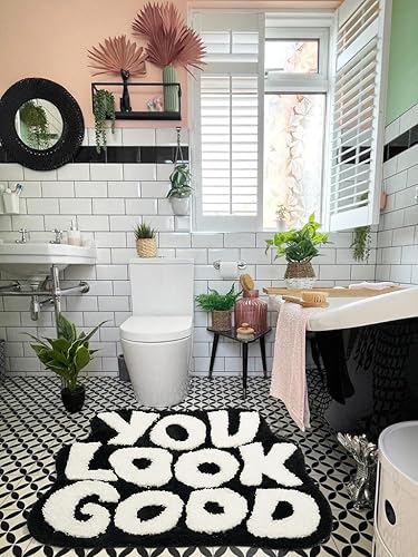 Miniatura 2 de Alfombra de baño con texto en inglés You Look Good, color blanco y negro, antideslizante, 27.5 x 20 pulgadas