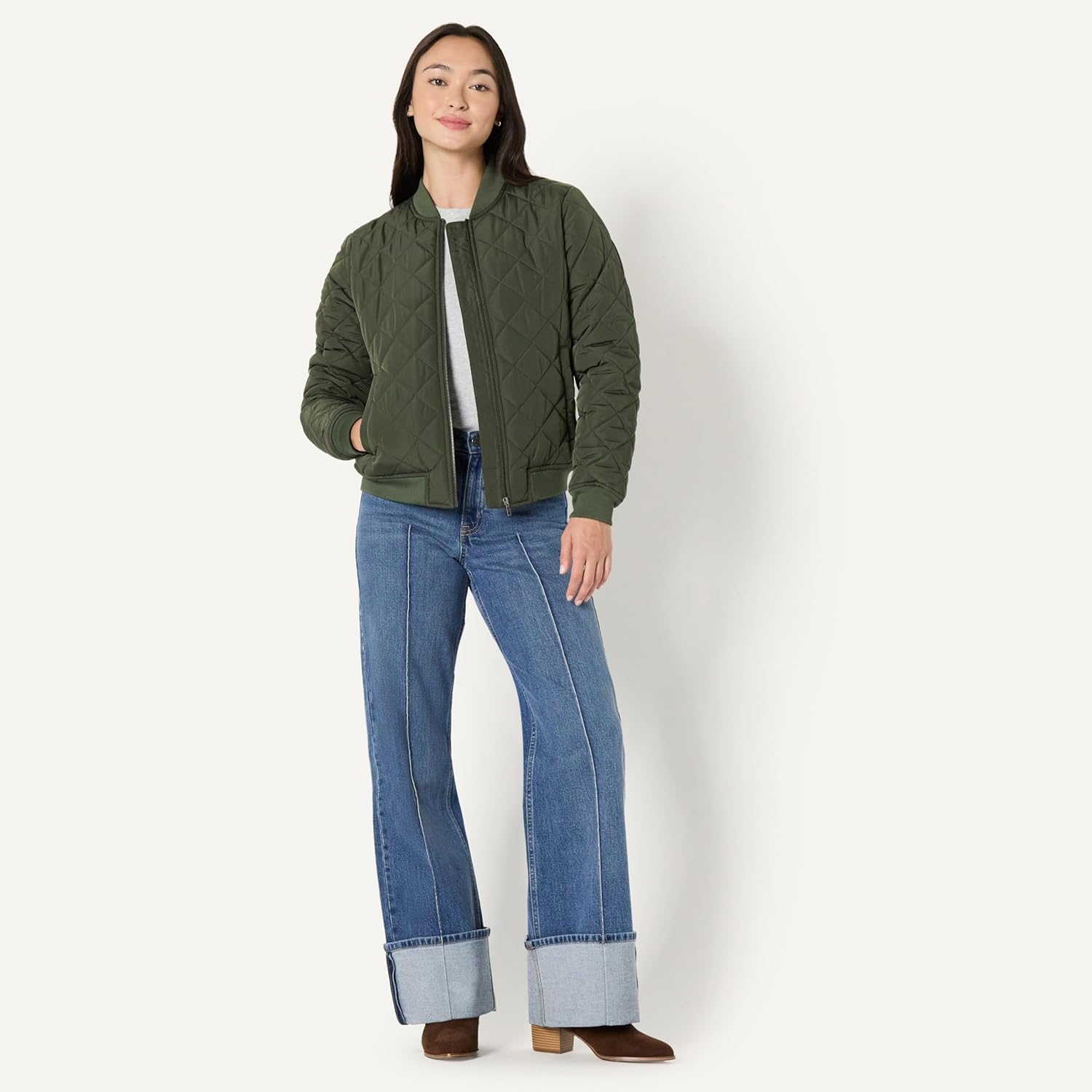 Amazon Essentials Women's Regular-Fit Quilted Bomber Jacket