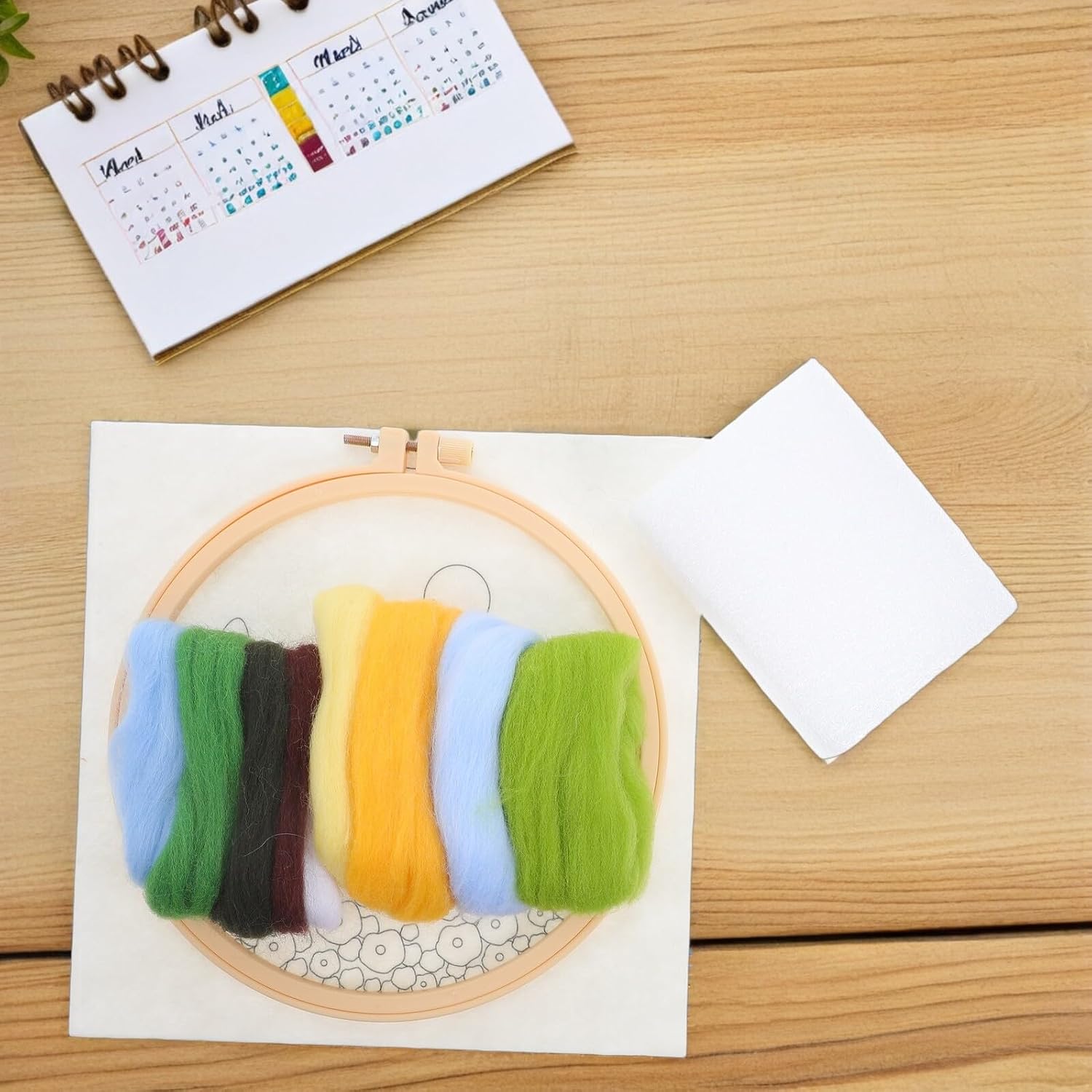 Veemoon Needle Felting Set for Beginners with 20cm Embroidery Hoop, Wool Felting Supplies DIY Kit for Family Craft Activities and Seasonal Autumn Decorations