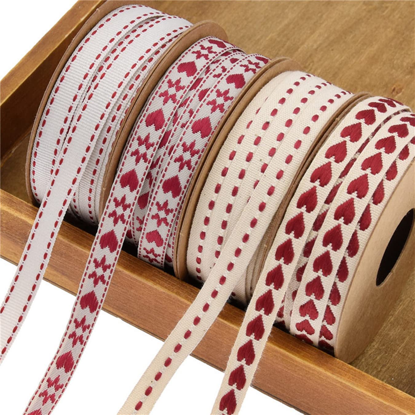 1 rotolo di nastro a forma di cuore, 10 metri, nastro in tessuto a forma di cuore, con cuori per confezioni regalo, decorazioni per feste di compleanno, artigianato fai da te