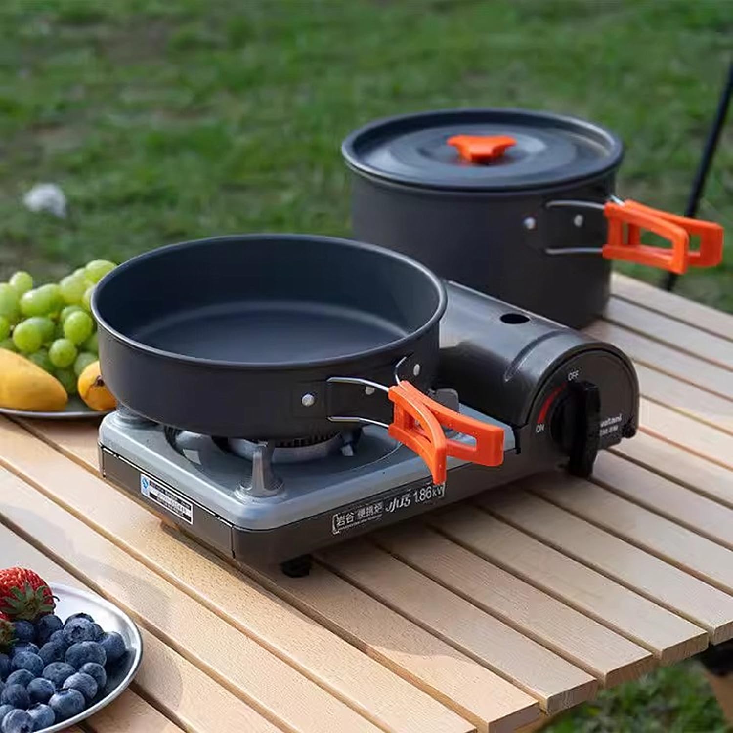 Campings Bratpfanne 30,5cm | Antihaft Outdoor Pfanne mit klappbarem Silikongriff | Inklusive Netzbeutel | Leicht & Robust | Für Camping, Wandern & Survival | Für alle Herdarten