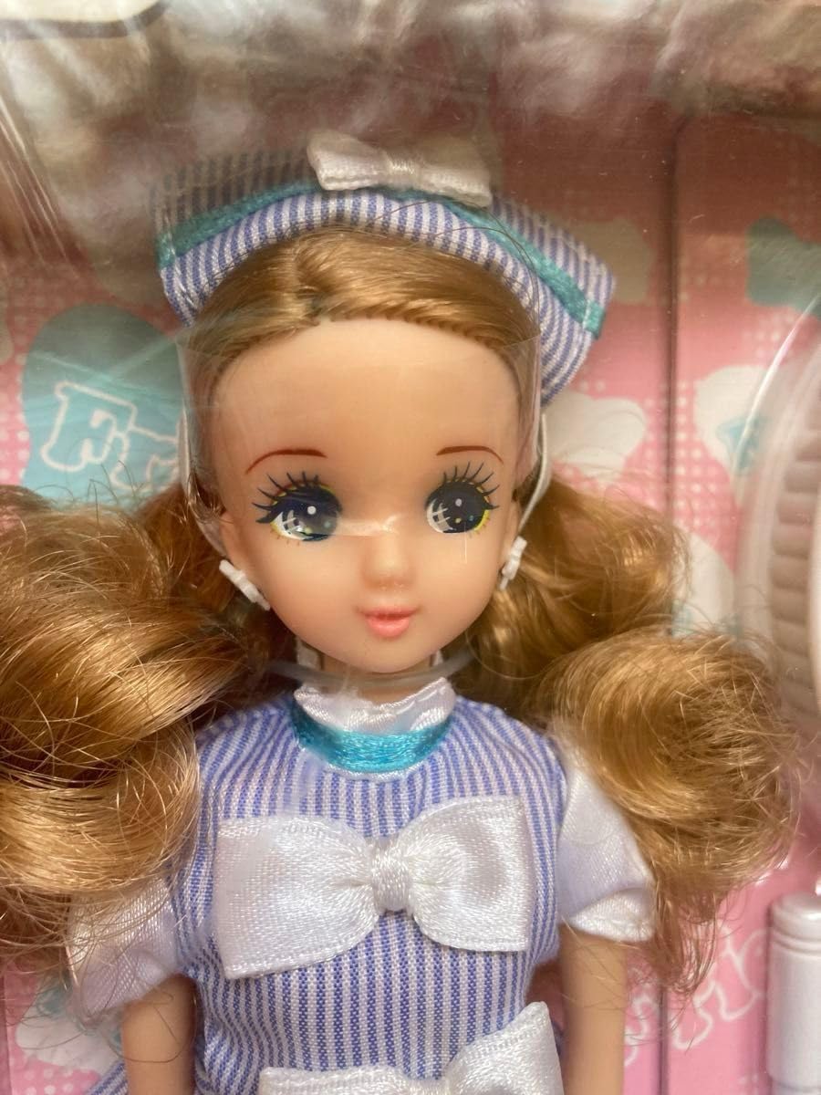 Amazon.co.jp: リカエステアイドルななみちゃんタカラ : おもちゃ