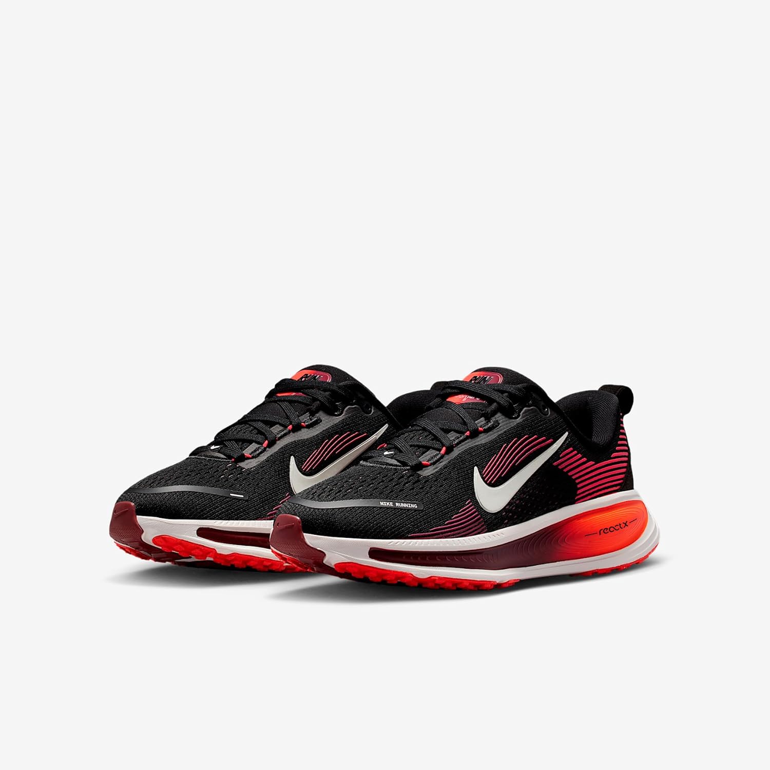 Nike Vomero 18 Big Kids' Road Running Shoes (Black/Bright Crimson/Team Red/Summit White) Size 4.5