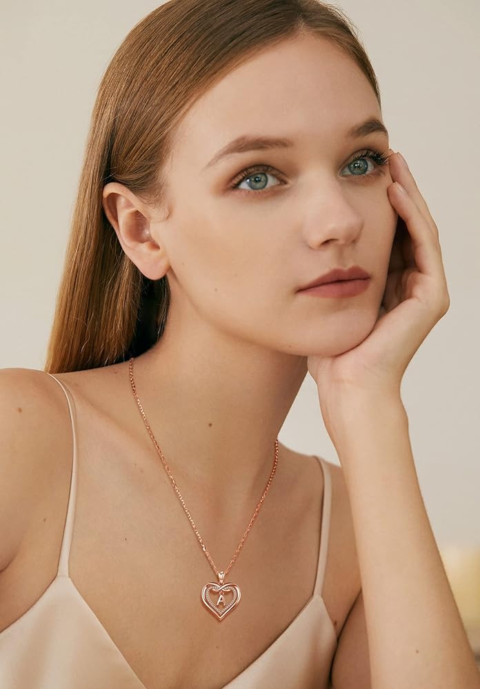 Initialen Halskette Gold - Personalisiert Mit Buchstaben & Herz