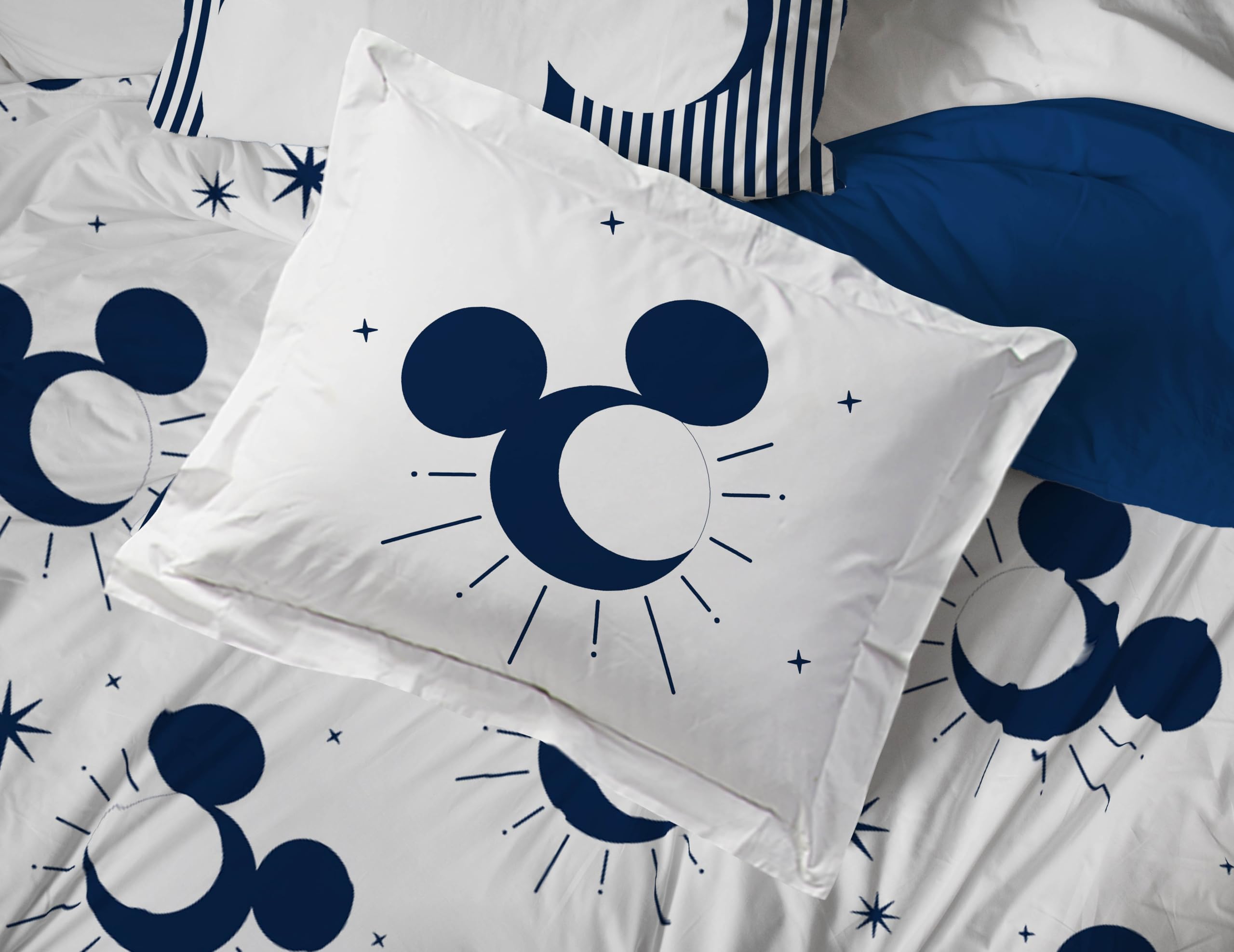 Amazon.com: Jay Franco Disney Mickey Mouse Twin Comforter Set - 5