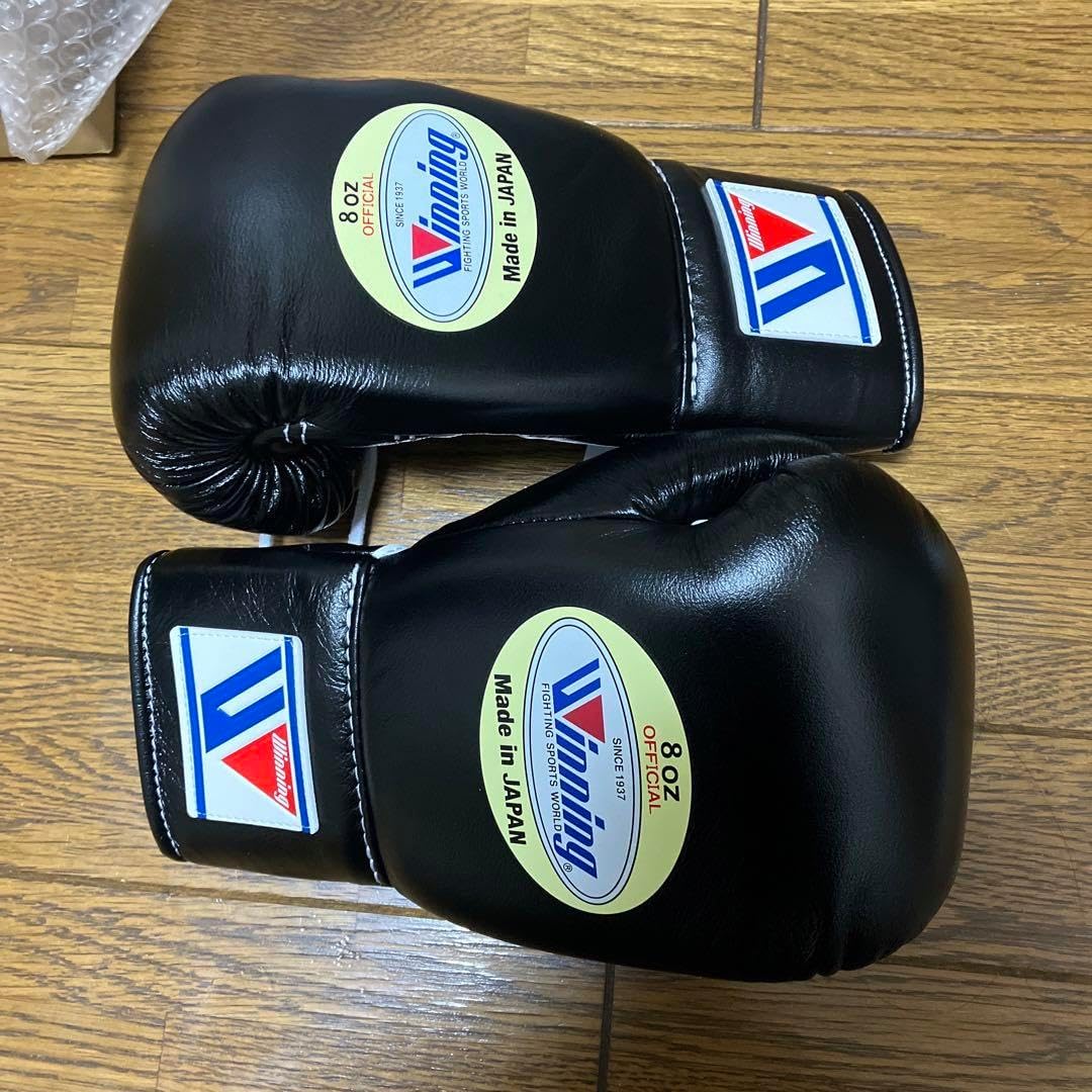 ウイニングボクシンググローブ8オンス黒 ヒモ式ウイニング ボクシング