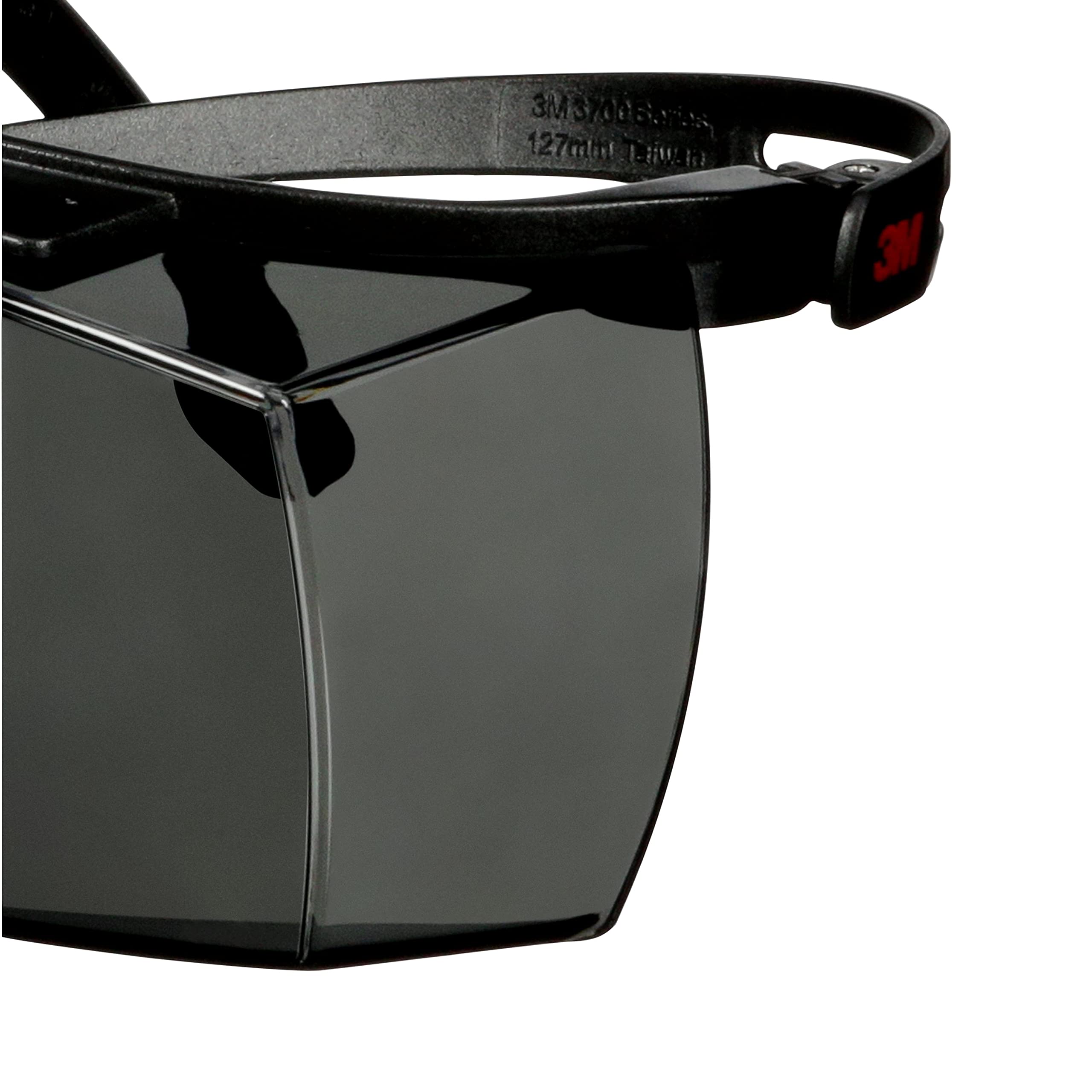 3M™ SecureFit™ 3700 Überbrille, schwarzes Gestell, Antikratz-Beschichtung + (K), graue Schweißscheibe mit Schutzstufe IR 3.0, F3730ASP-BLK