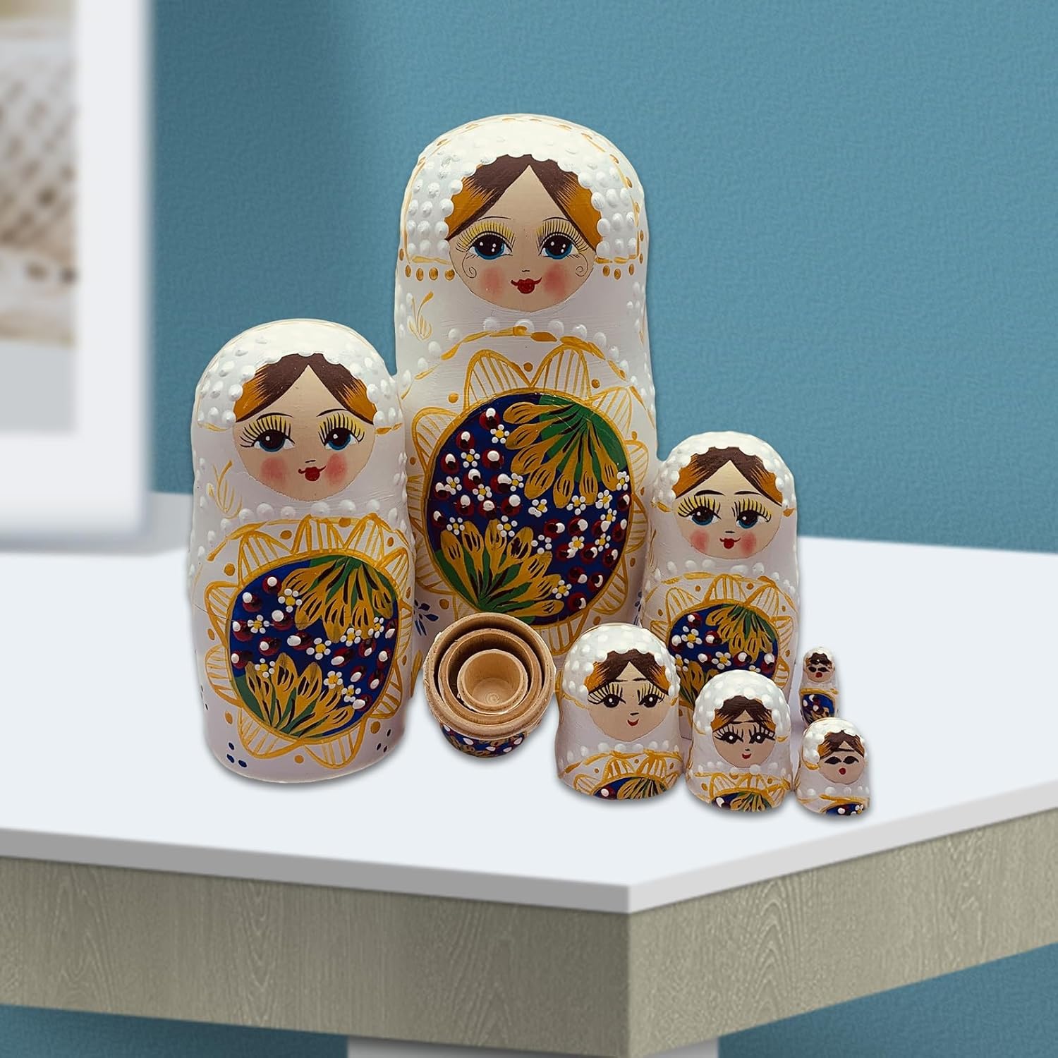 Artistic Russian Nesting Toy Unique Hand Painted Wooden Dolls for Collection Russian Stacking Toy 7 Wooden Girl Matryoshka