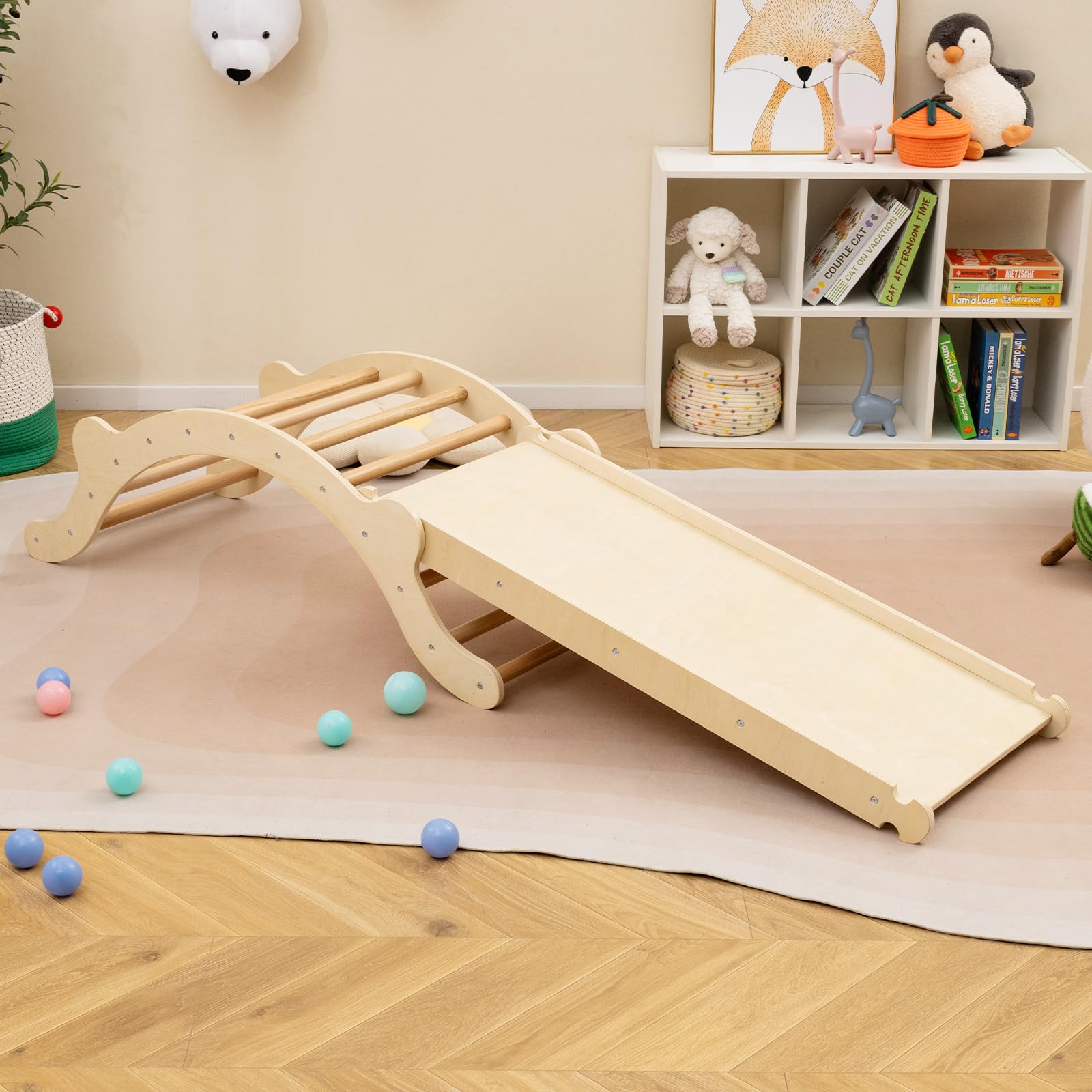 HOMASIS 3-in-1 Kletterbogen mit Rutsche & Wippe, Klettergerüst Indoor mit umkehrbare Rampe & Matte, Kletterdreieck zum Rutschen, Klettern, Schaukeln, für Kinder ab 1 Jahr (Natur, Modell 2)