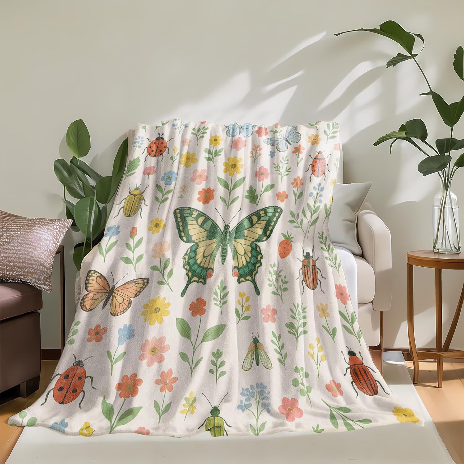 Whimsical Insect Garden Blanket Soft Lightweight Flannel Throw Blanket for Living Room Bedding Travel Home Decor Cozy 50x60 Inch Blankets Gifts for Adults Kids Women Men
