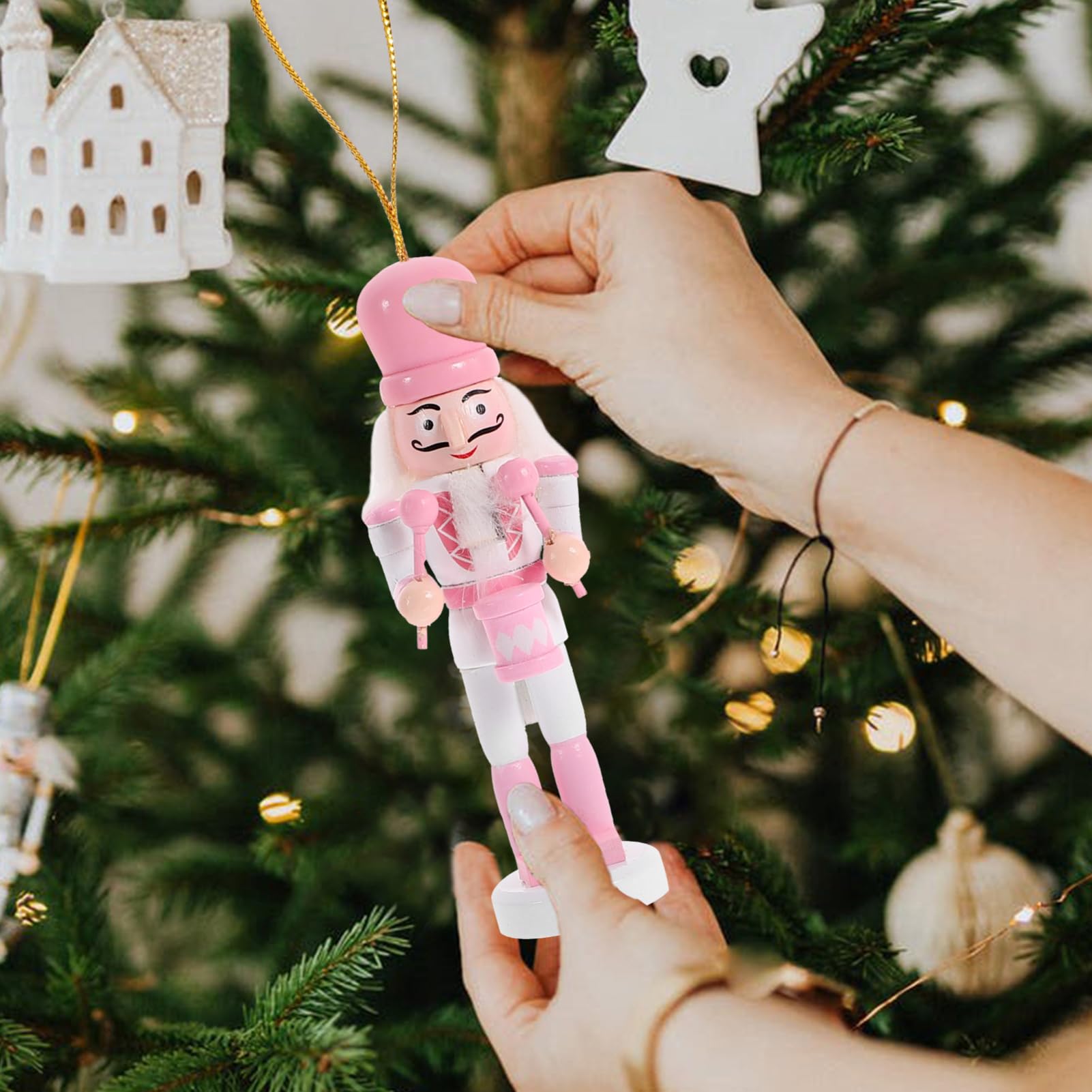 POPETPOP 4 Ensembles d'arbre De Casse-Noisette Éplucheur De Noix Casse-Noix pour Toutes Les Noix Cueilleur De Noix Décor Marionnettes À Doigts Pièce Maîtresse Rose Bois 5 Pièces * 4