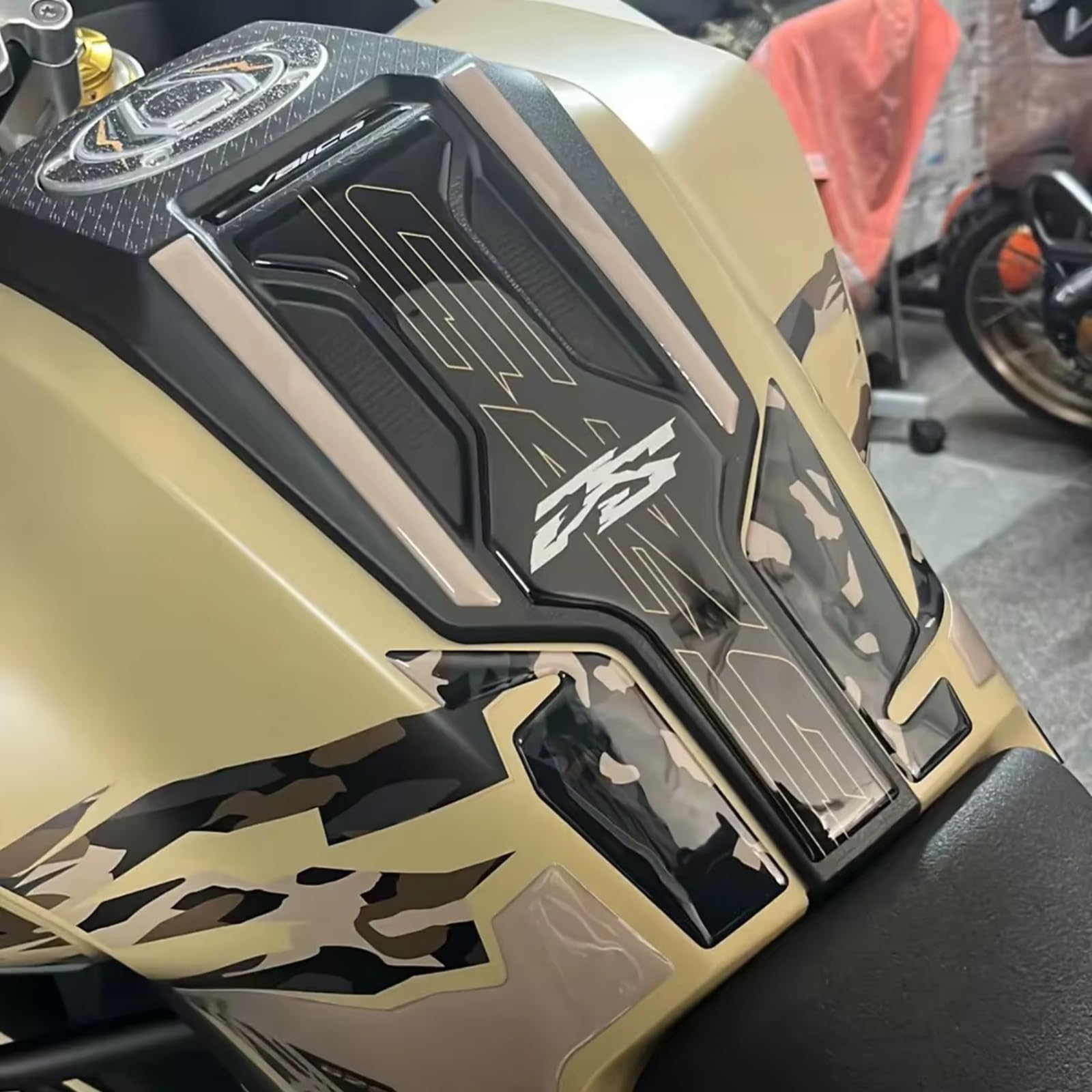 Compatibile Con Voge Per Valico Per DS625X Per DSX625 Per 625DSX Carbon Look 3D Gel Moto Gas Rilievo Carro Armato Protezione Adesivo Impermeabile Antiscivolo Serbatoio(Tank Pad Sand)