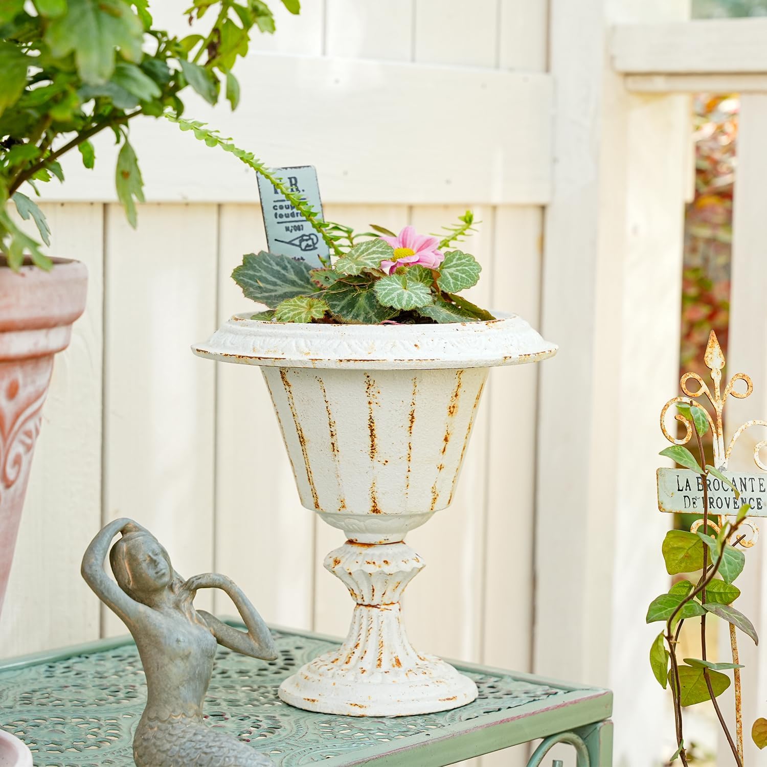 Cast Iron Tabletop Flower Vase, Vintage Pretty French Urn Planter Design, 7" Tall 6.6" Wide Decorative Centerpieces Flower Stand Plants Holder, Artificial Flower Arrangements Home Decor