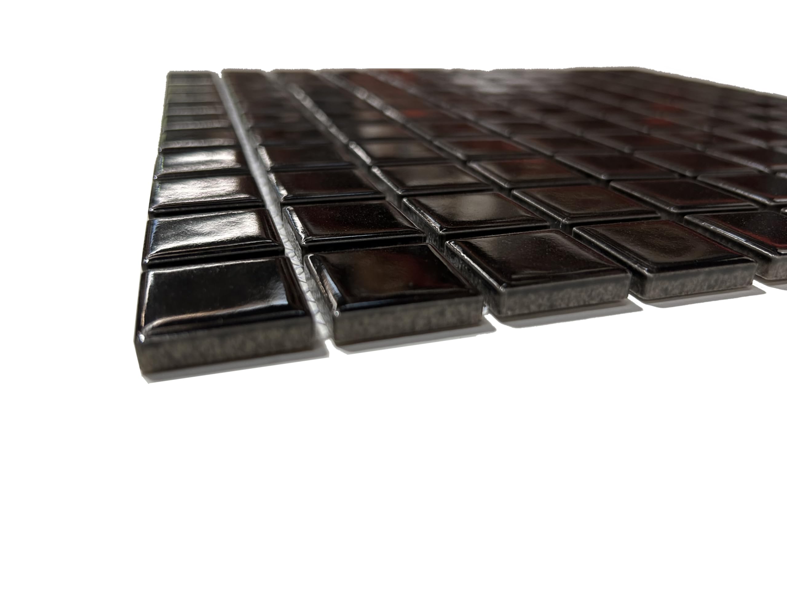Modelo M019 (Negro Mate) Mosaico enmallado de Porcelanico. Medida 2,5x2,5cm. Pegado en Mallas de 30x30cm.