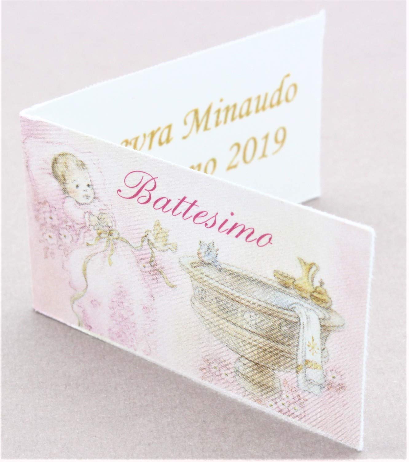 Vinciprova Le Gemme di Venezia 200 Bigliettini Battesimo con Fonte Battesimale Femminuccia Stampa Omaggio Bomboniera
