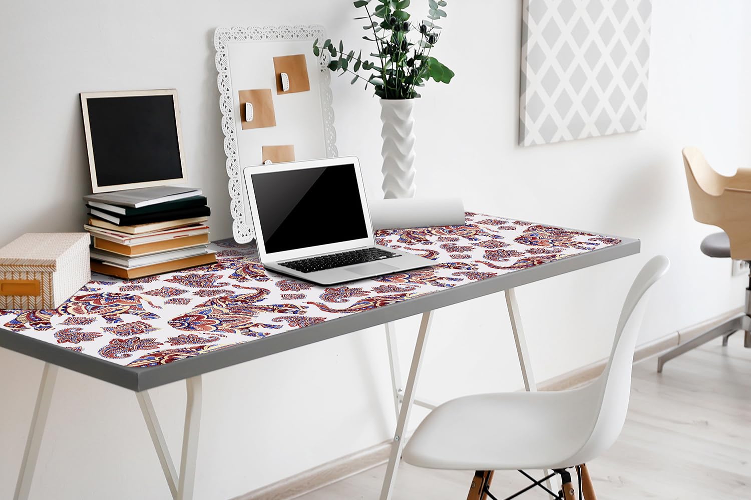 Tappetino da Scrivania 100x50 cm Protezione e Decorazione in Vinile PVC Antiscivolo Impermeabile Facile da Pulire Superficie Protettiva per Ufficio e Casa - Elefante Paisley