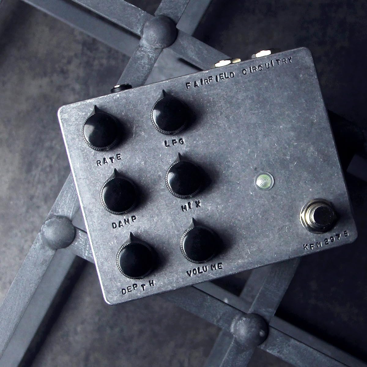 Amazon.com: Fairfield Circuitry Shallow Water K-Field Modulator