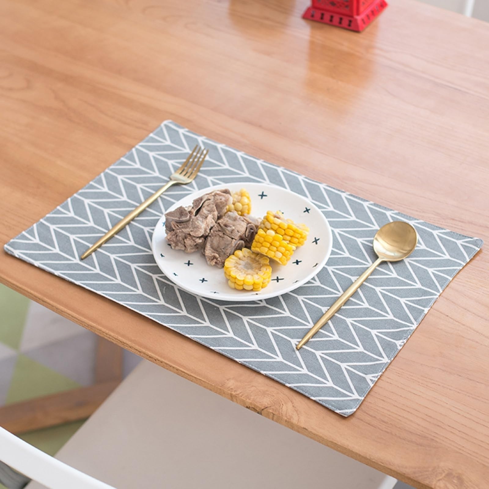 Napperon cuisine rectangulaire anti-tache gris Beydodo pour table propre et chic