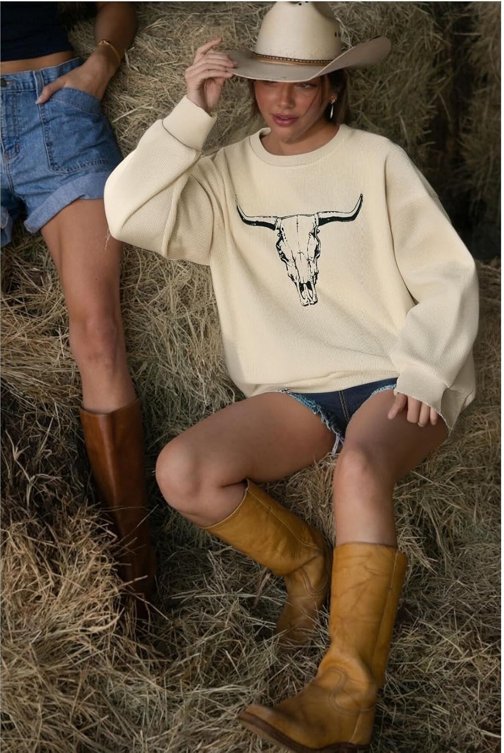 UNIQUEONE Boho Cow Skull Sweatshirt Women Cowgirl Shirt Rodeo Western Country Concert Outfits Nashville Graphic Pullover Tops - Image 4