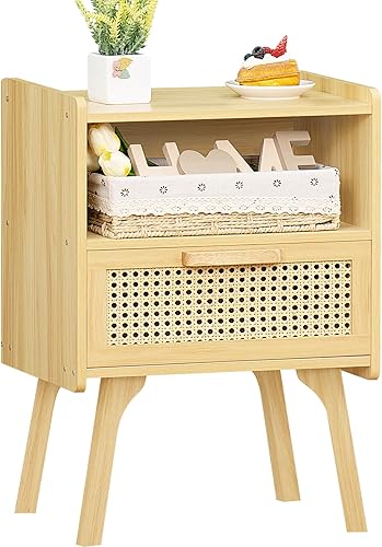 Lerliuo Mesita de noche de ratán, mesita de noche bohemia con cajón de ratán natural hecho a mano y estante abierto, mesa auxiliar con decoración de