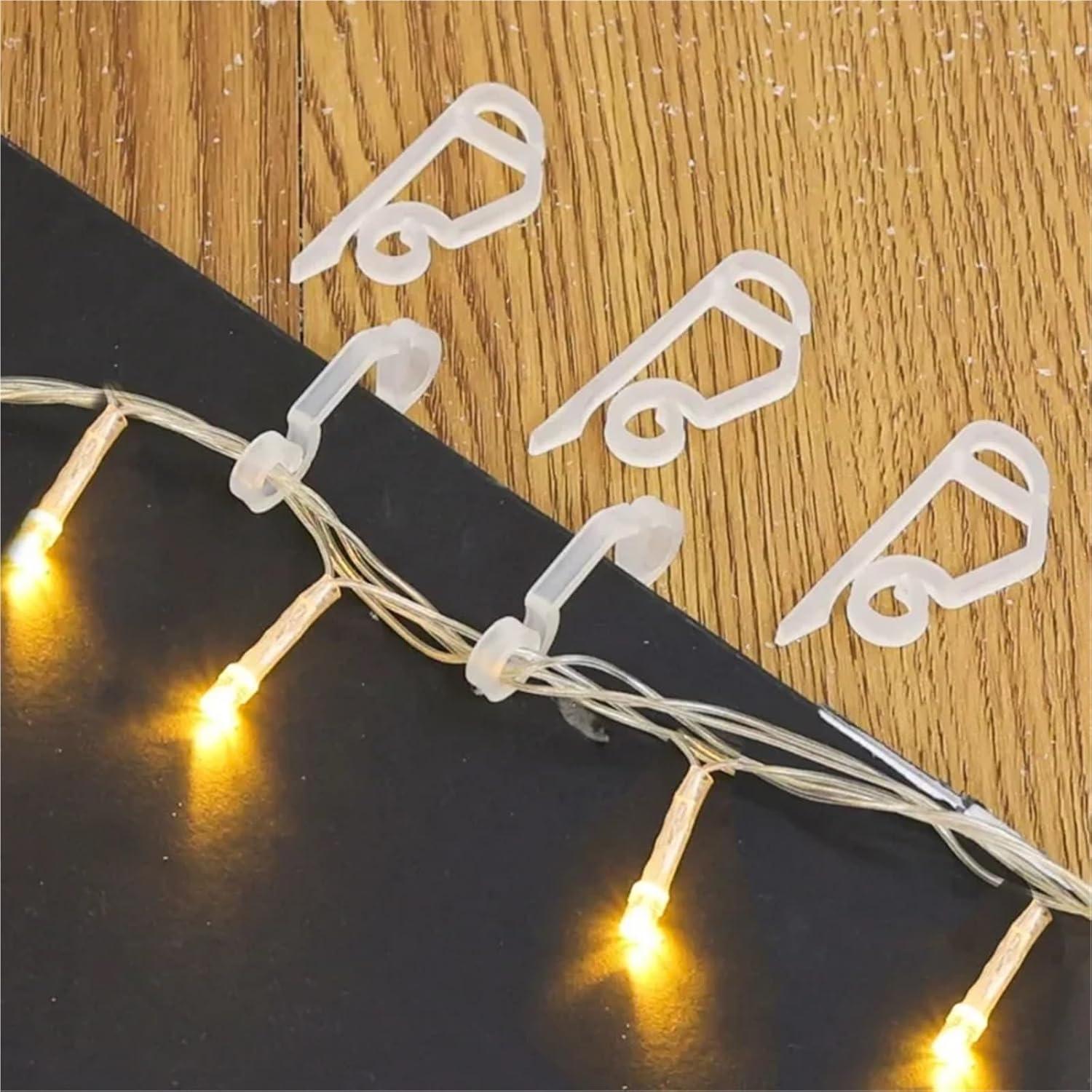 Christmas Light Clips 500PCS Weatherproof Outdoor String Light Clips - Fence Hooks for Christmas Holidays(Black)