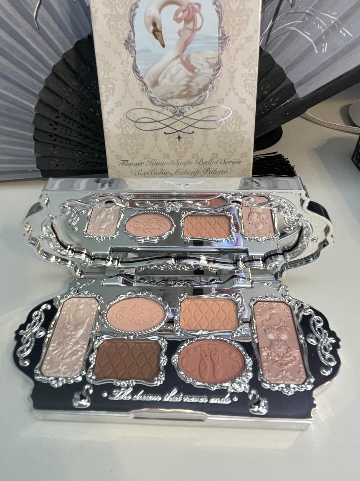 Flower Knows Swan Ballet Six-Color Makeup Palette,Neutral Pink Face Makeup Palette with 4 Matte + 2 Shimmer Shades,Blendable Smooth Cute Make Up,0.23 Oz(01 White Swan)