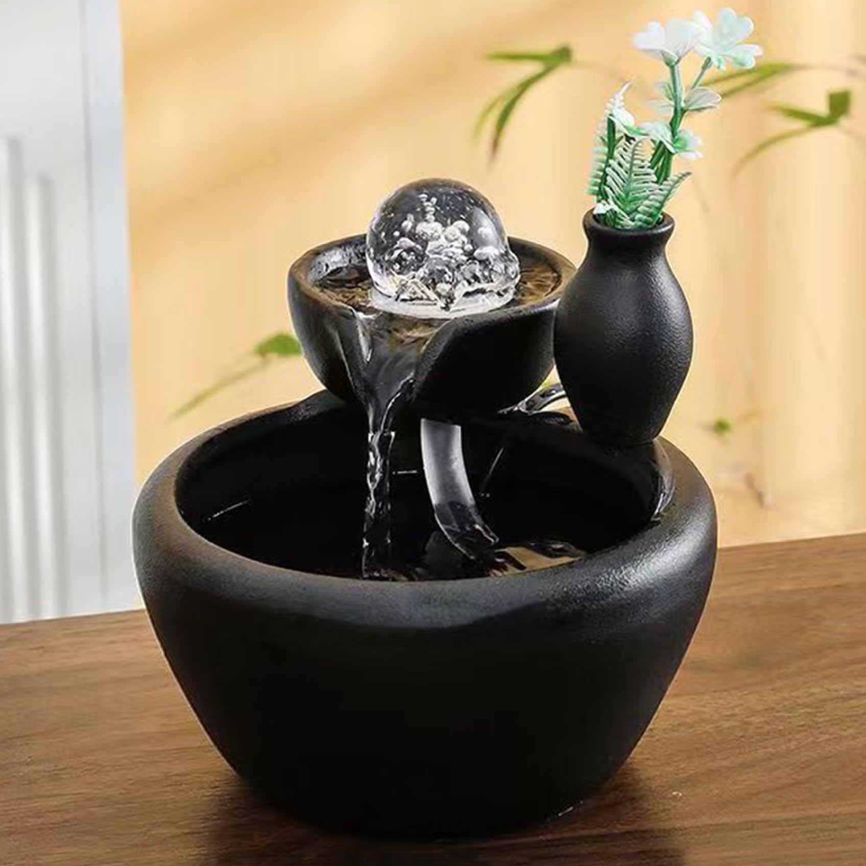 Fuente de Mesa Decorativa para Interior, Fuente de Agua con Cascada, de cerámica, con Bola de Cristal, Bomba de Agua, decoración para Oficina, Escritorio, 16,2 x 17,8 x 15,5 cm