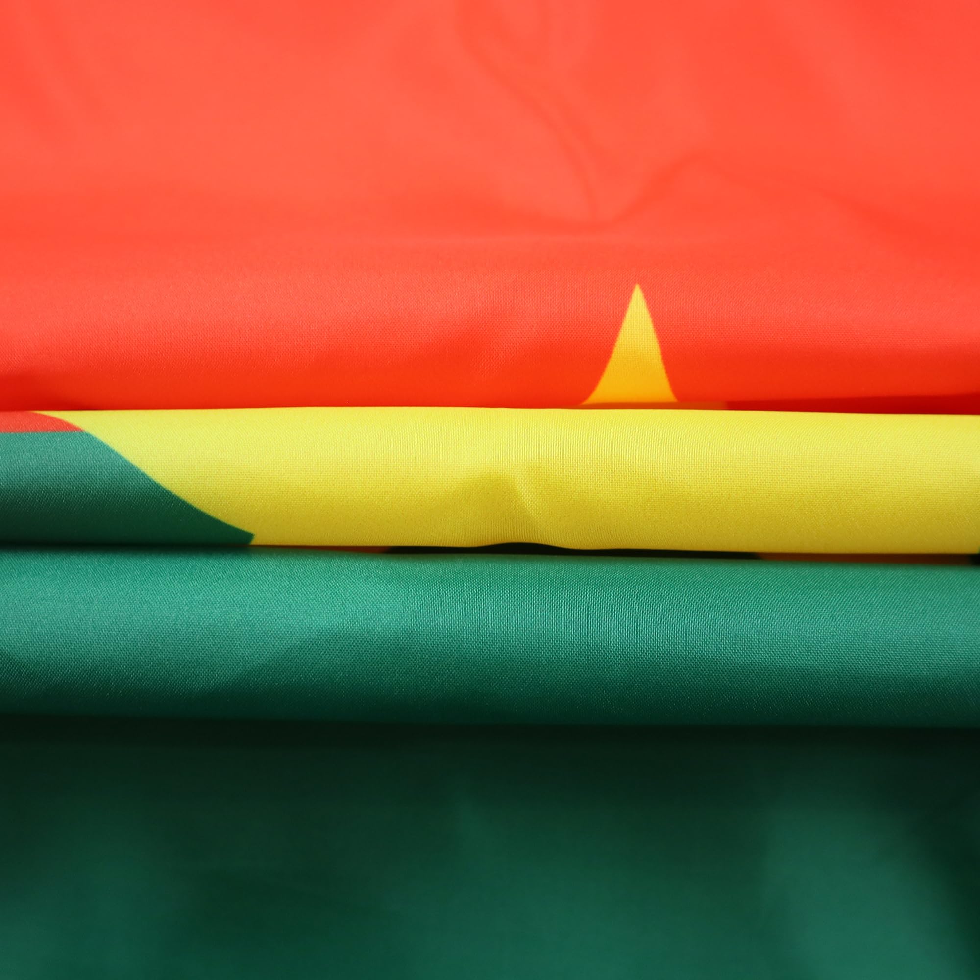 AZ FLAG Burkina Faso Flag 150 x 90 cm with 4 Eyelets Burkinabais Flag for Balcony or Wall, 1 Pièce - Image 2