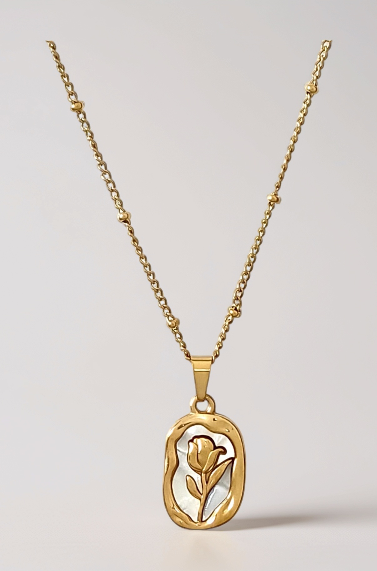 Vintage Rose Necklace Set for Women Girls| Stylish Anti Tarnish Waterproof Stainless Steel Gold Jewellery| Chain Pendant for Love Birthday Anniversary, Rakhi Gifts for Sister Wife & Mother