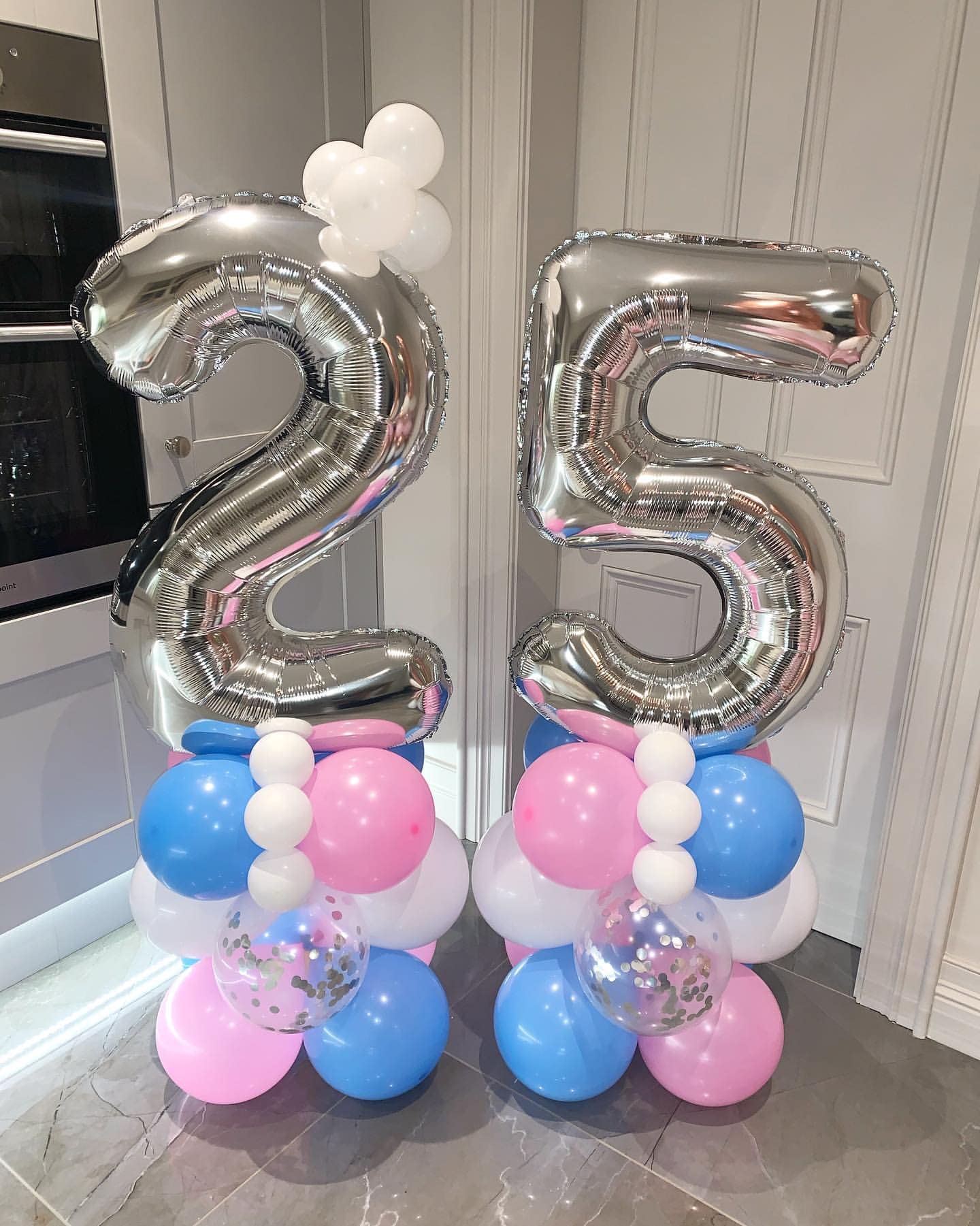 Amazon.co.jp: 40インチ シルバー 25 数字 風船 巨大 25 または 52