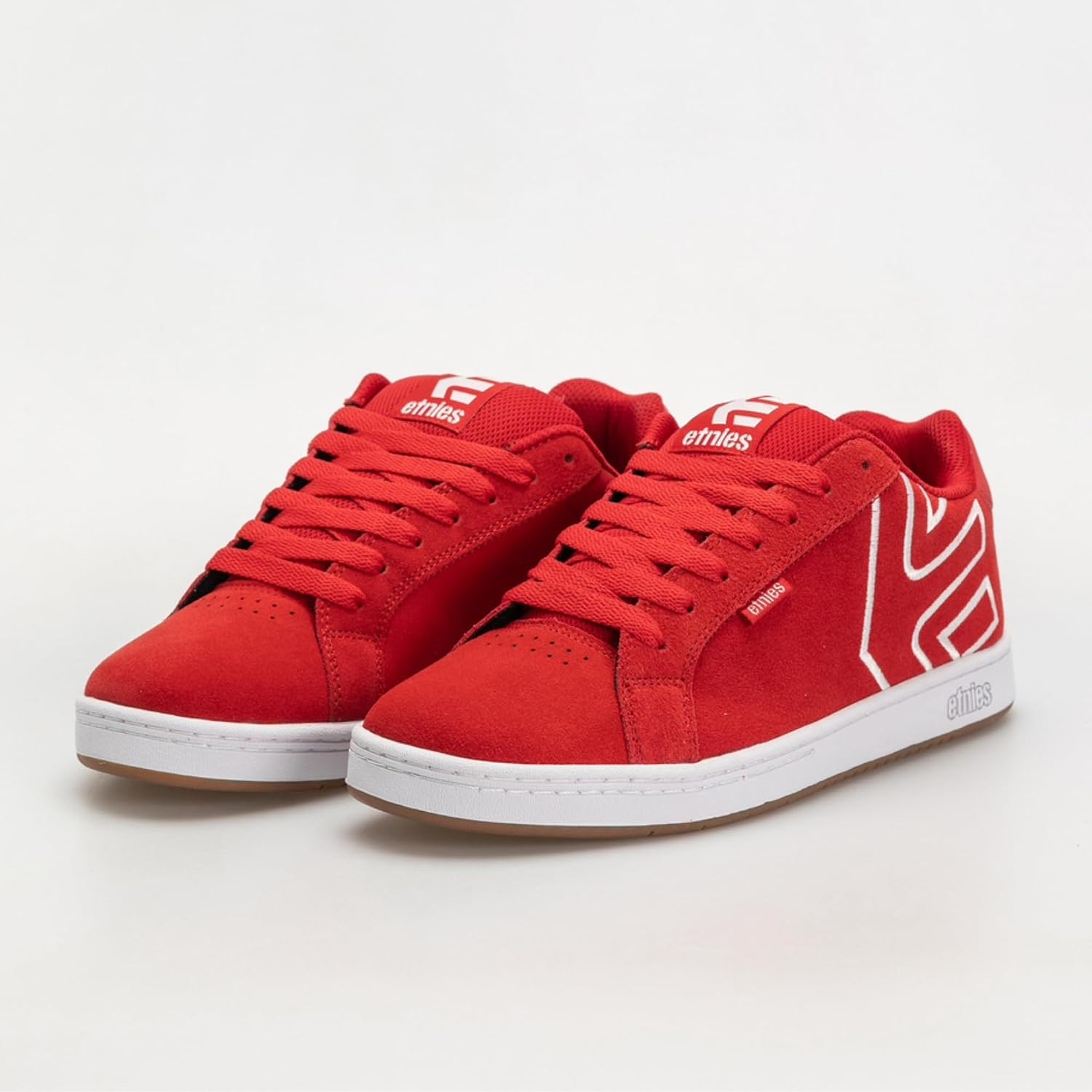 Etnies Fader – Classic Skate Heritage Style with on-Trend Puffy Look, Reinforced Cupsole, Cushioned Fit, Everyday Sneakers