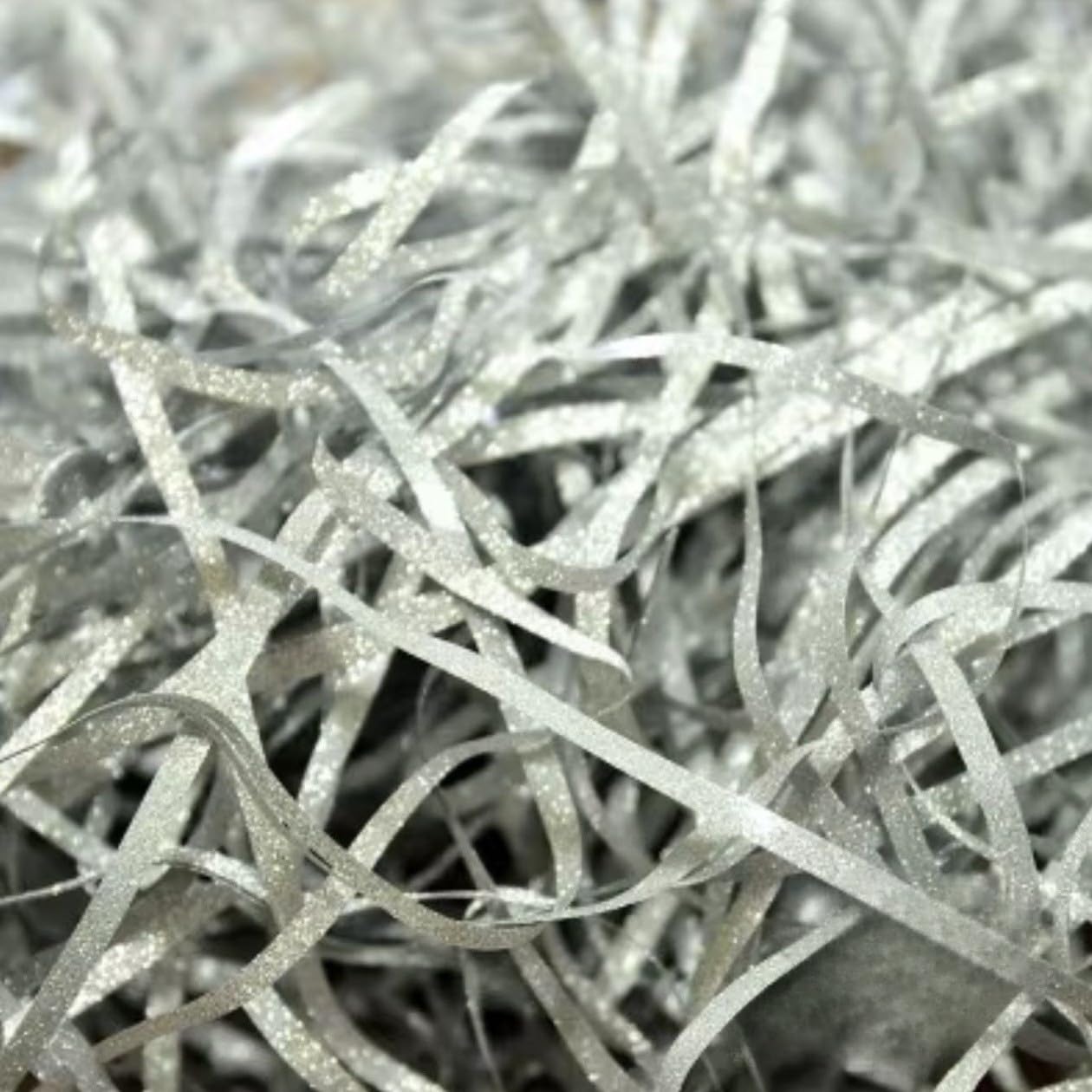 Brokatowa papierowa bibułka, 100-500g Iridescent Crinkle Cut Shredded Paper, przyjazny i lekki wypełniacz prezentów(Bright Silver,500g)