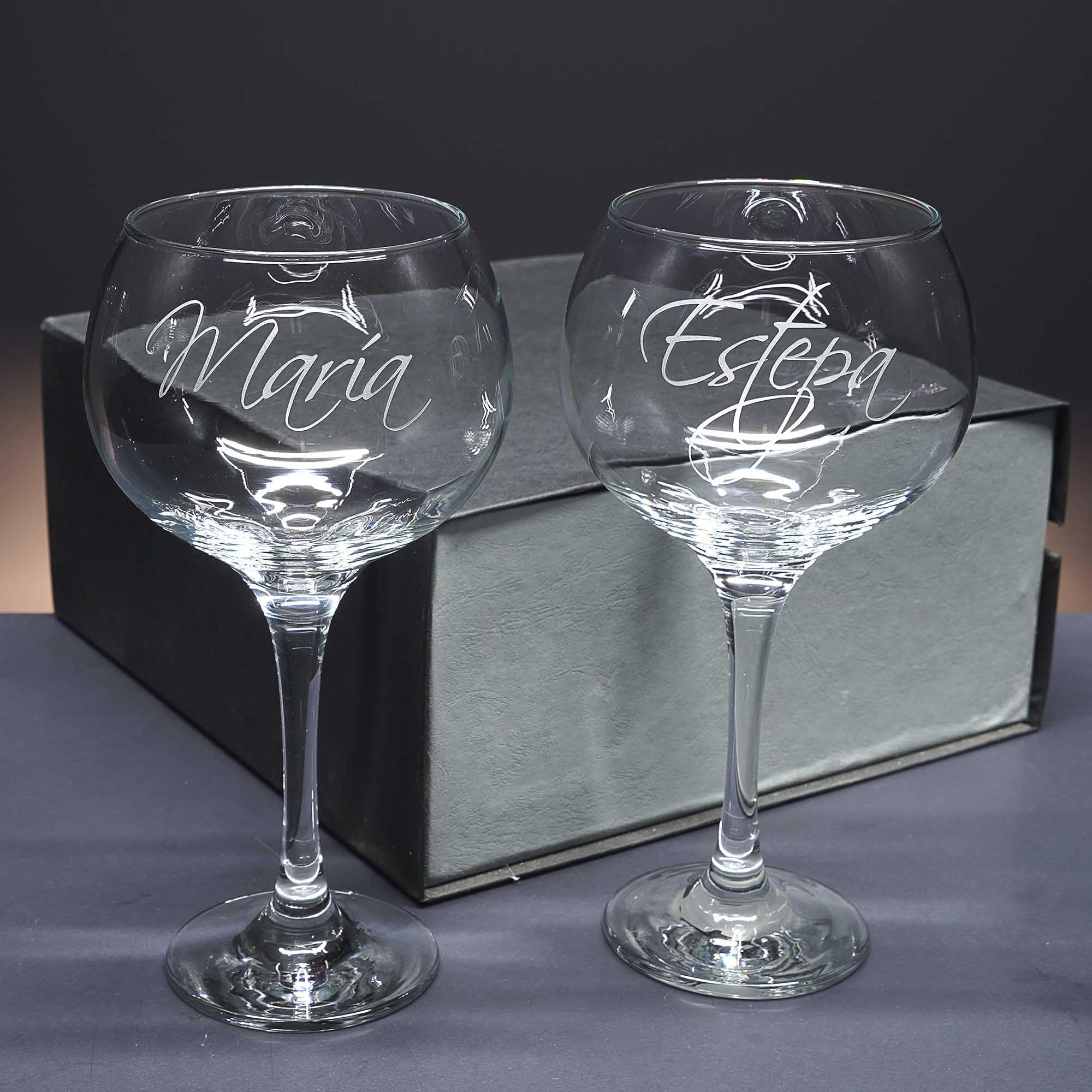 Gala&K | Set de 2 copas de cristal para gin tonic | Para novios | Bodas de plata/oro | Aniversarios | Colección COMBY-GRABADO | Grabación personalizada.