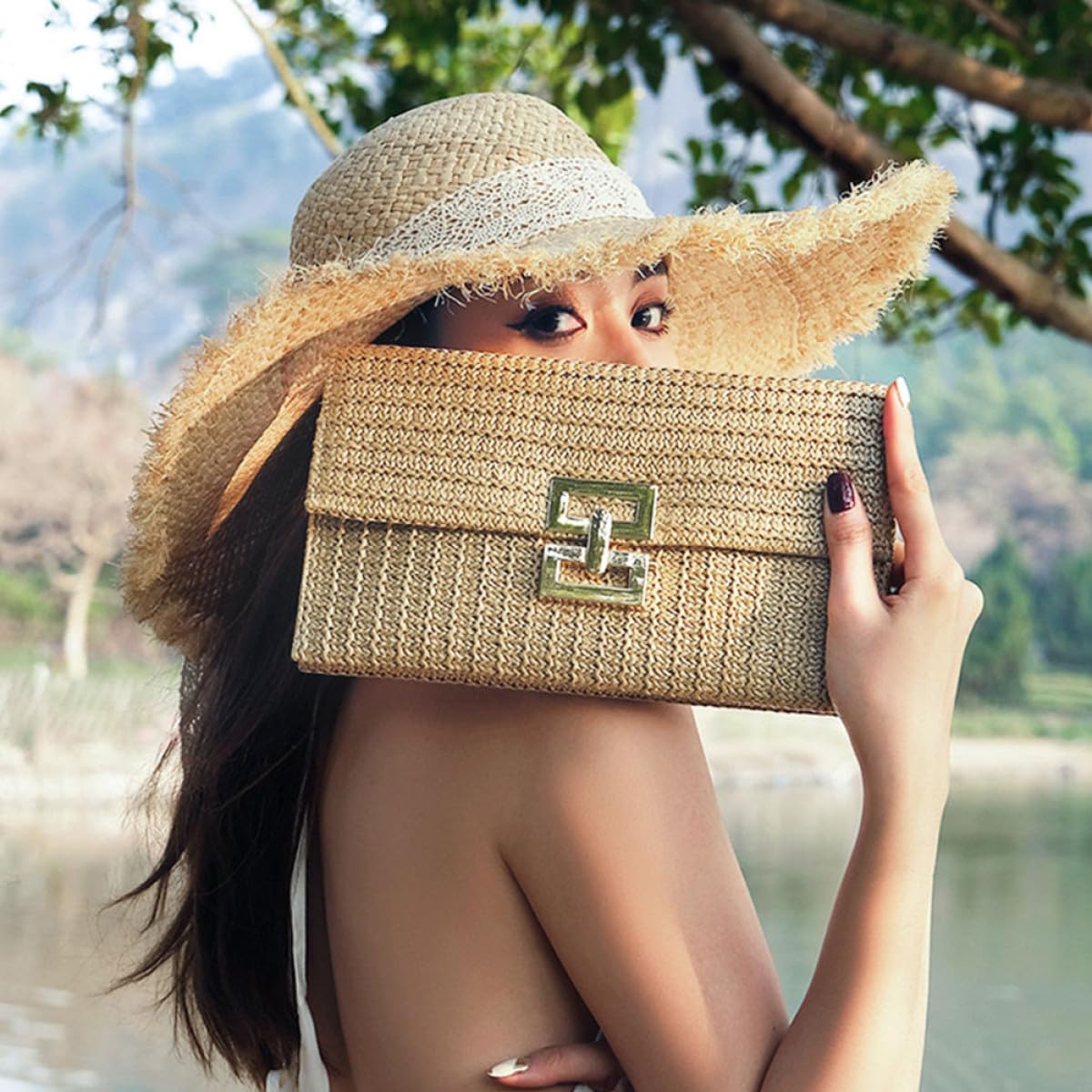 Outanaya Women’s Woven Clutch Purse Beige Casual Travel Handbag Rustic Envelope Bag for Summer Beach and Wedding Events