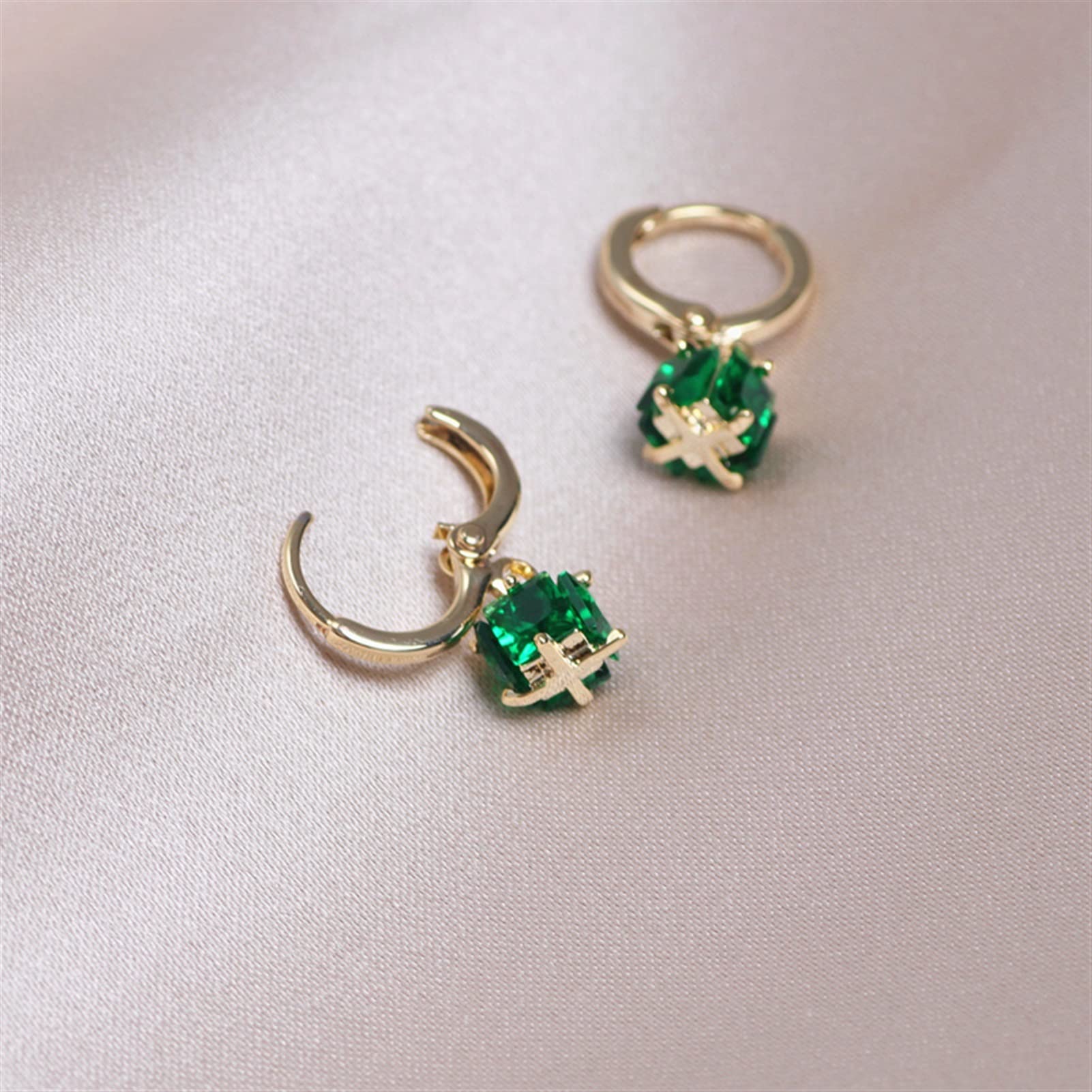 Design Charm Himple Rotondo Orecchini a Cerchio per Donne Orecchini in Pietra Di Cristallo Cubico Verde Vintage, ESBANT