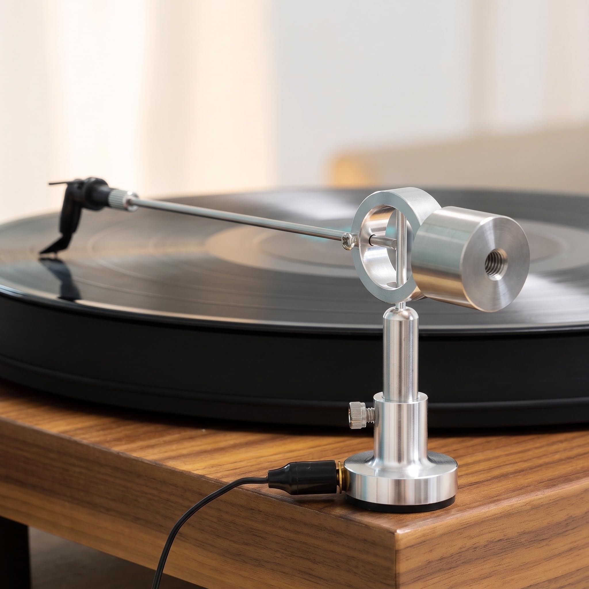 Spazzole per La Pulizia di Dischi in Vinile Hi-Fi, Spazzola Antistatica per Dischi, Altezza Regolabile da 4,5 A 6 Cm, Pulisce Il Disco Durante La Riproduzione, Dice Addio Ai Graffi