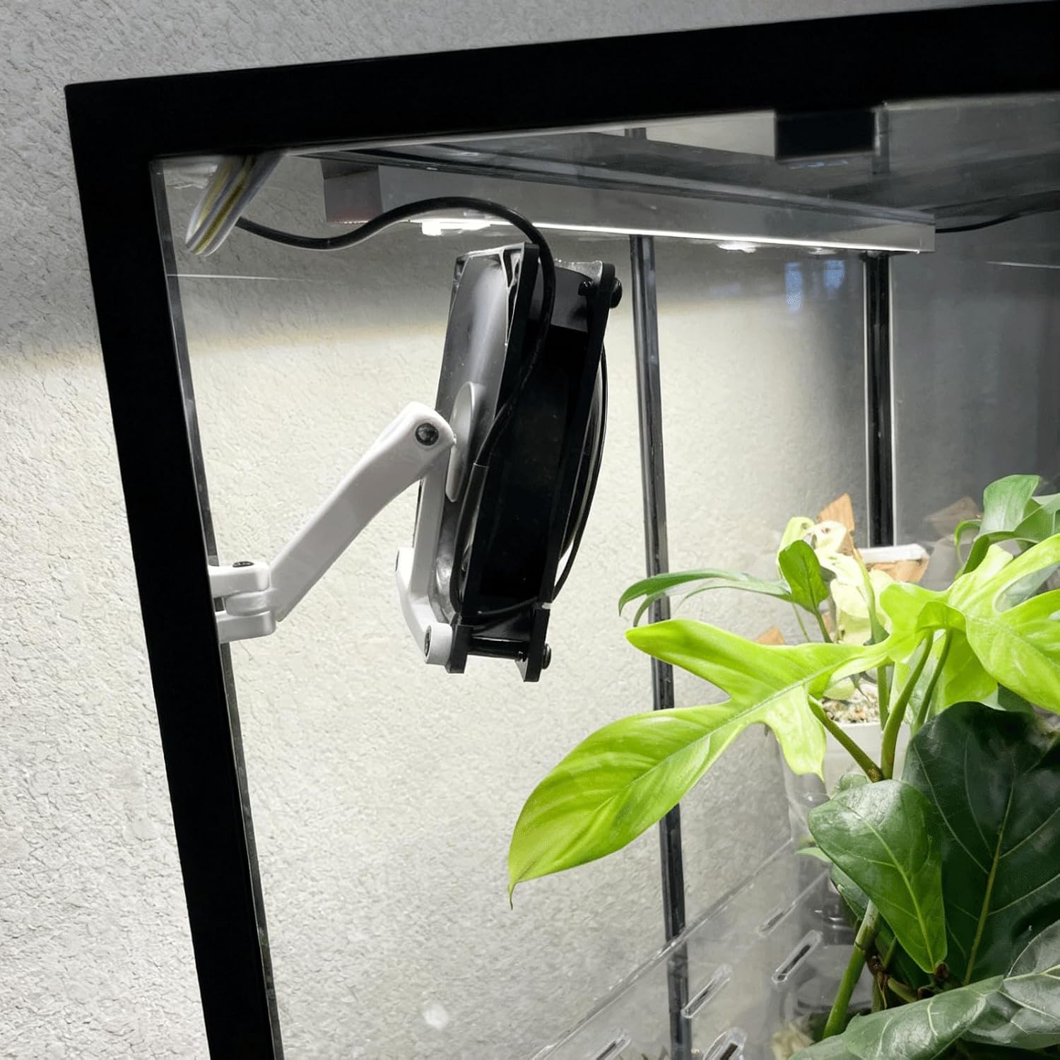Adjustable Fan Grill Mount Bracket, Compatible with Popular Greenhouse Cabinets Like Milsbo and AC Infinity Fans, Secure Clip for Enhanced Ventilation (120mm Fan Mount- White)