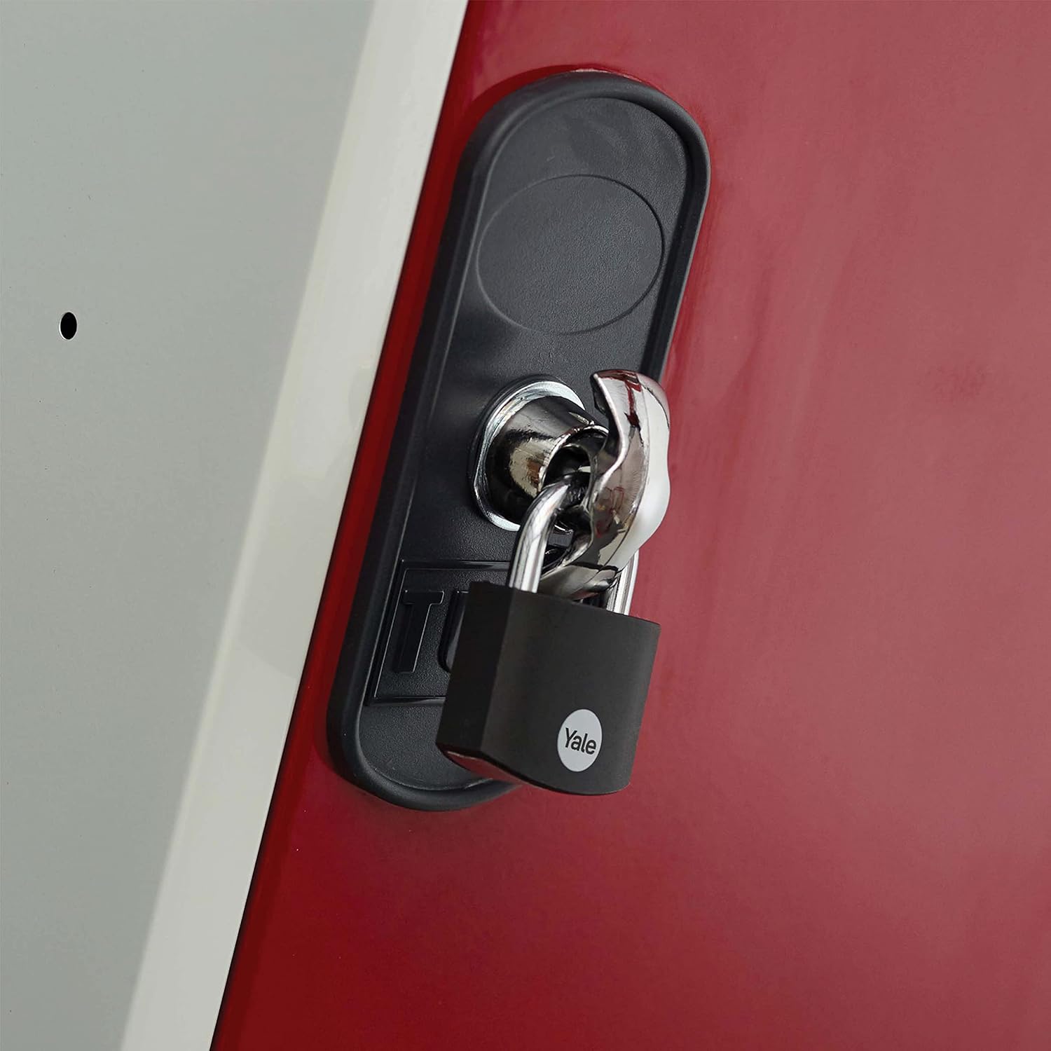 イェール 2パック スモール カバー アルミニウム 南京錠 3つのキー付き ジム ロッカー、荷物、ケース用 (ブラック)