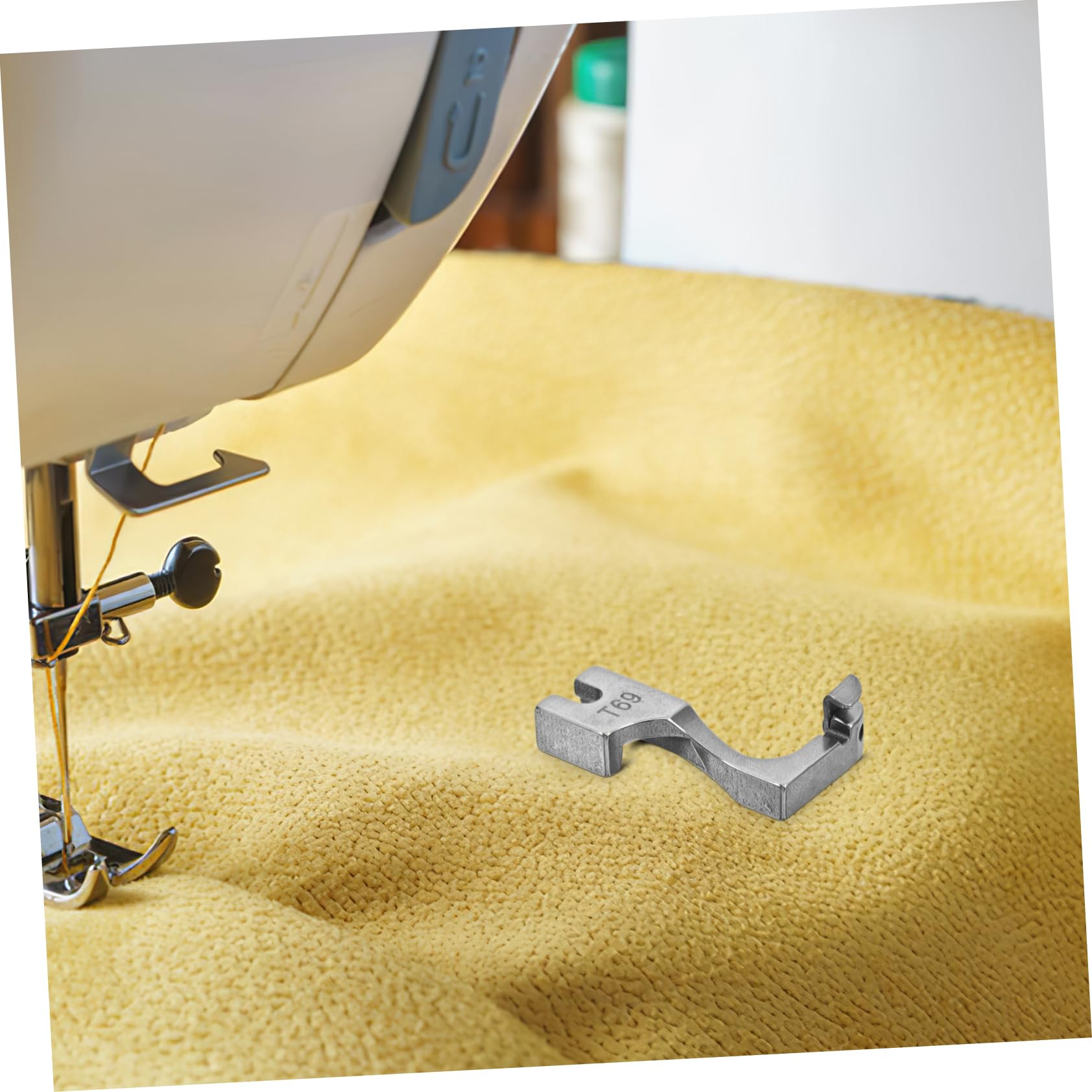 Pied-de-biche pour Fermeture Éclair Industrielle T69 Réglable, 2 Pièces | Compatible Brother, Design Unilatéral avec Rainure, Accessoire pour Machine à Coudre Industrielle