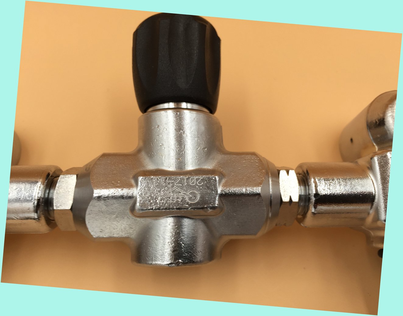 ponte 300bar, interasse 185 mm per aria compressa, bottiglie 171 mm M25 x 2