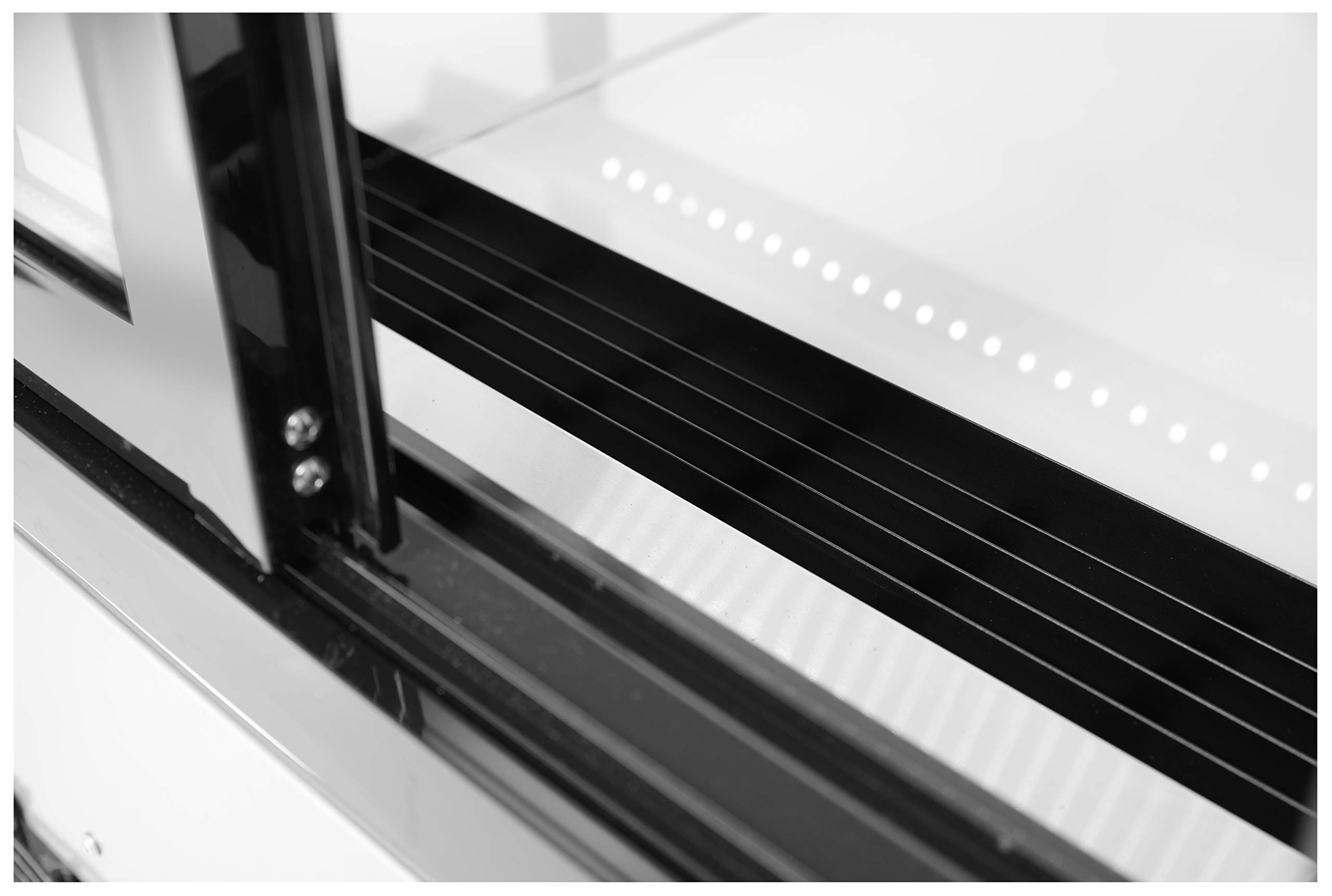 HENDI Vitrinas expositoras refrigeradas con 2 baldas - 610 L - 230V / 500W - 1815x675x(H)1210 mm